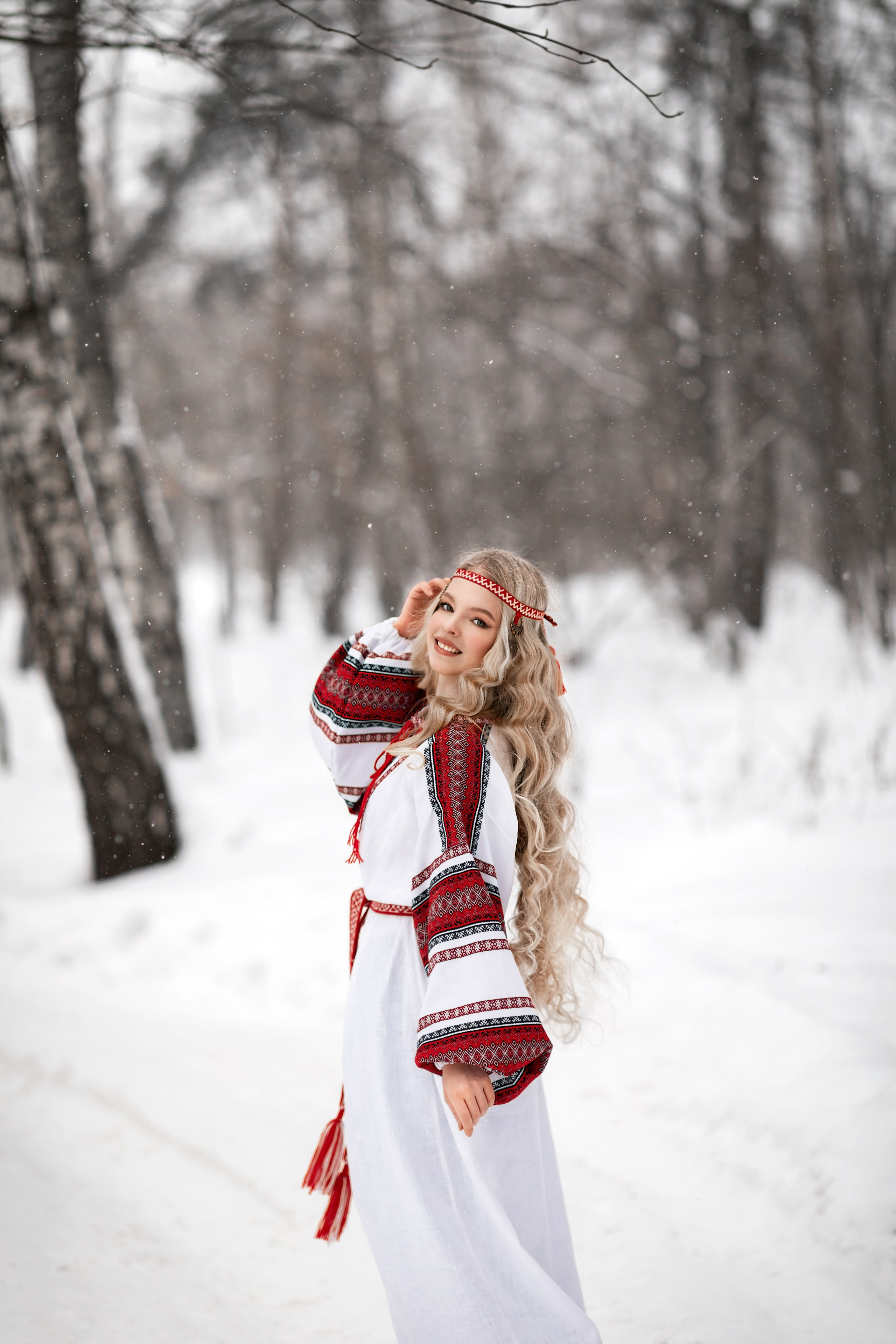 A11. Дизайнер костюмов и украшений, фотограф