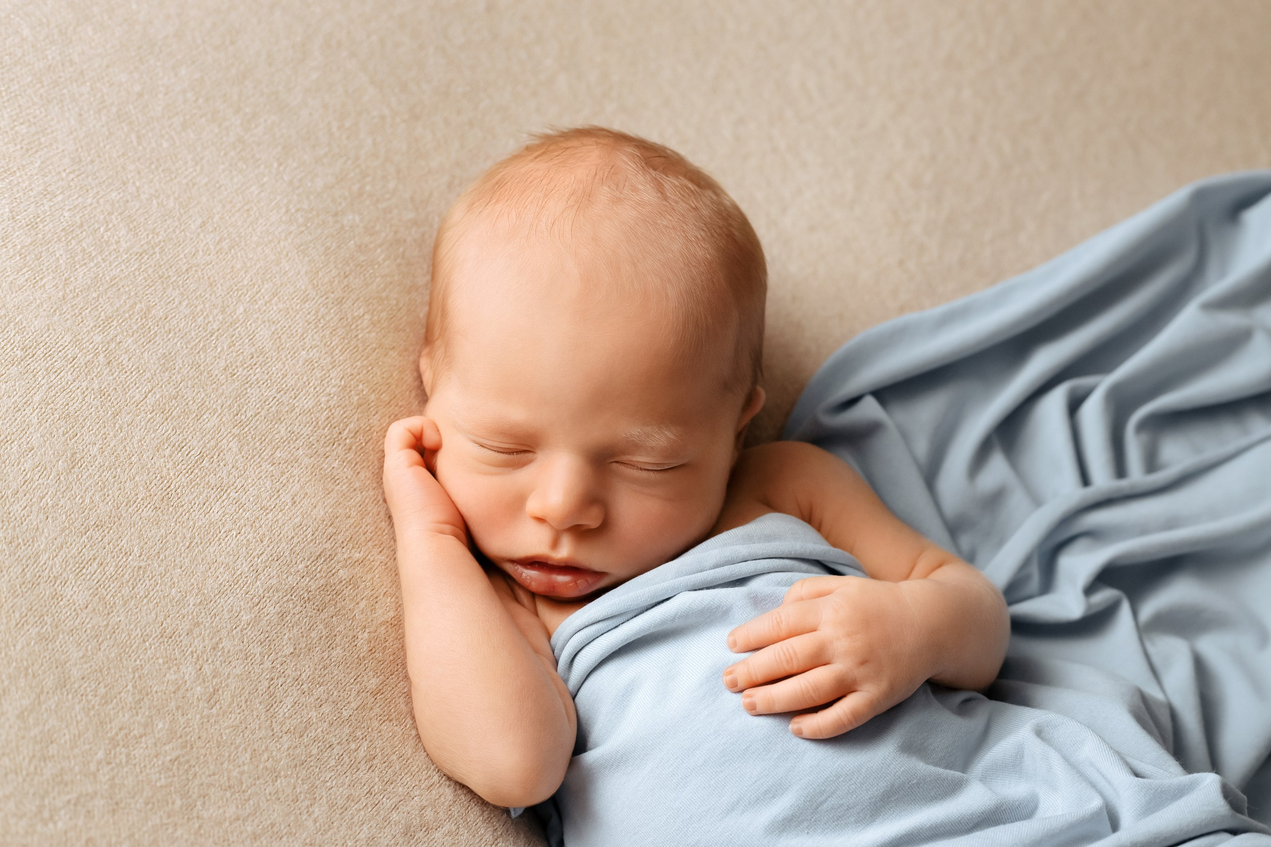 Первая фотосессия Максима. Фотограф новорожденных Химки, Красногорск, Мытищи и Москва Елена Третьяк