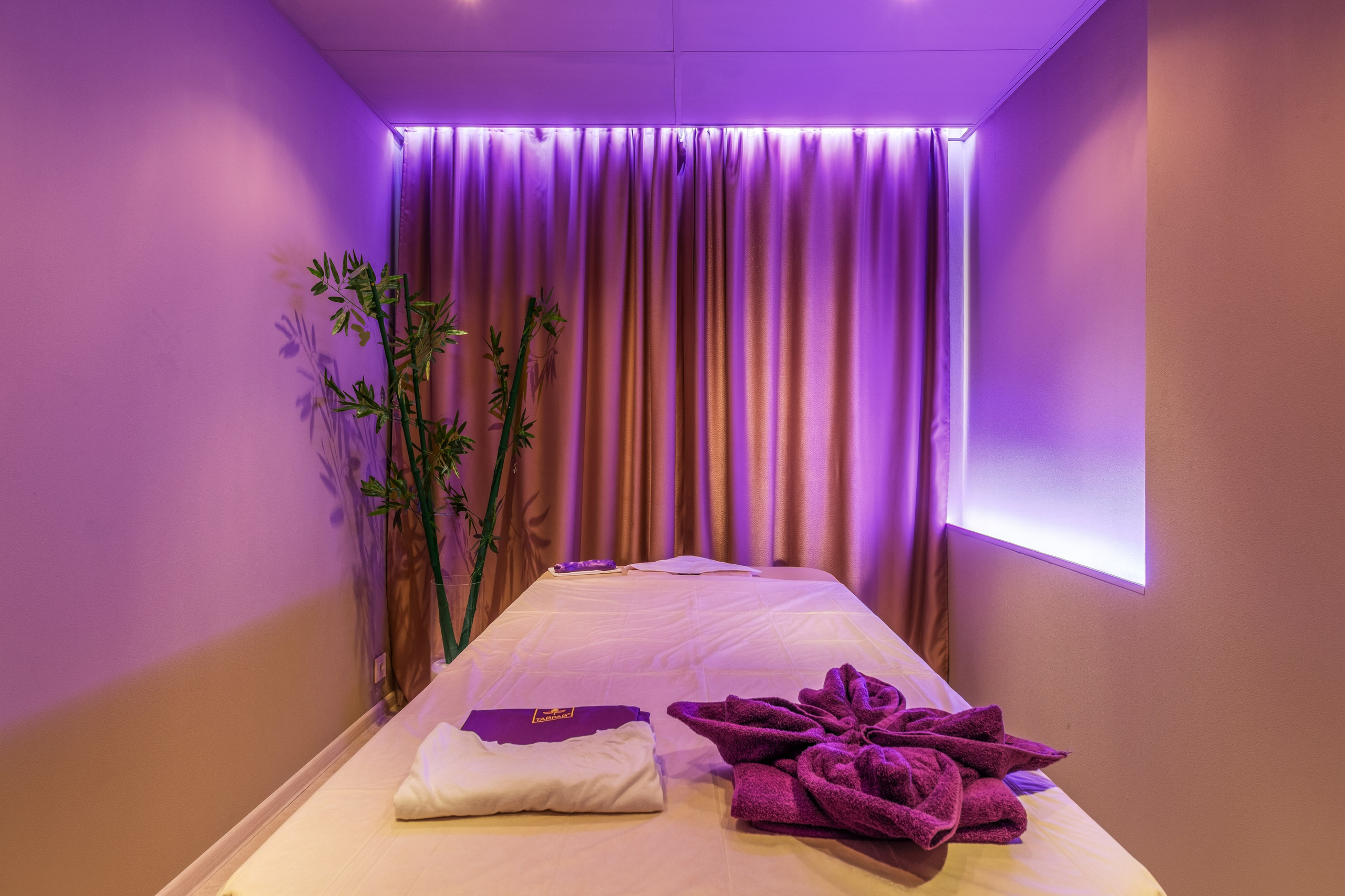 Интерьерная фотосъёмка SPA-салона Тайрай