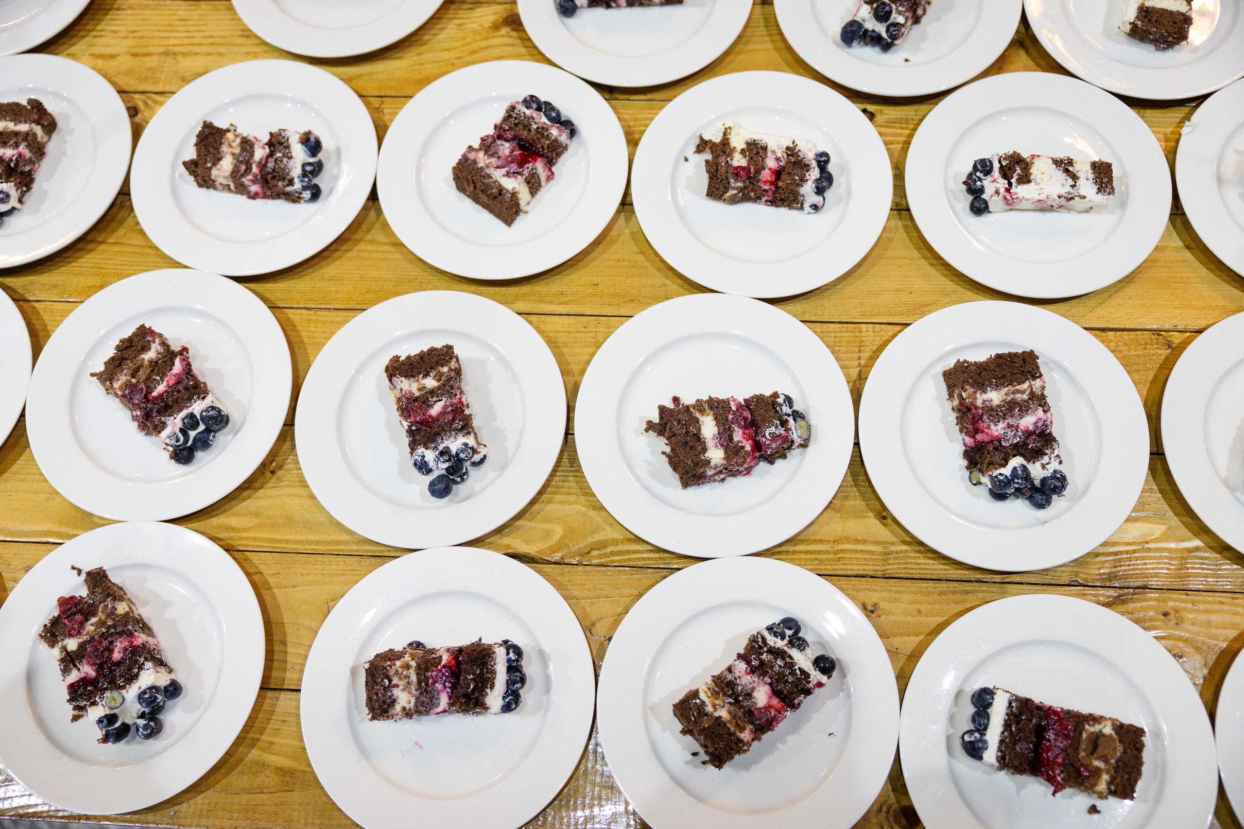 Data Summit 2025 (1). Свадебный репортажный фотограф в Москве