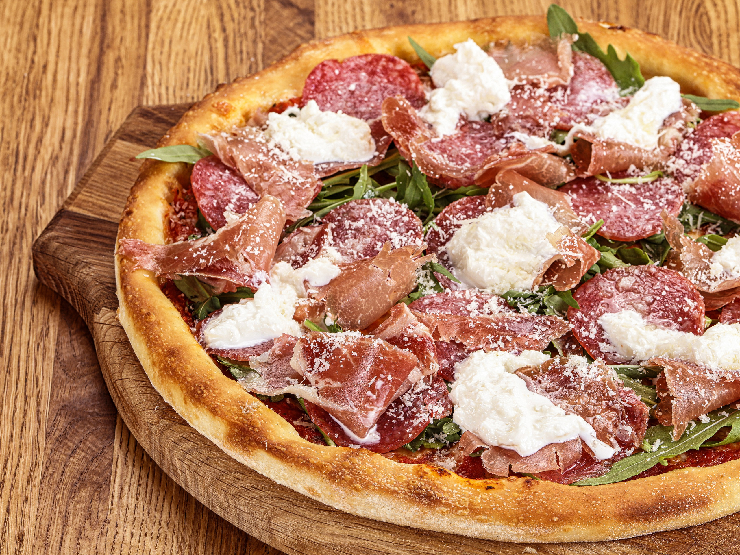 Фотосъемка пиццы. Заказ по тел.: +7 (906) 006-90-22. Фуд-фотограф Андрей Старостин — съемка еды в Москве. 9000 руб. в час