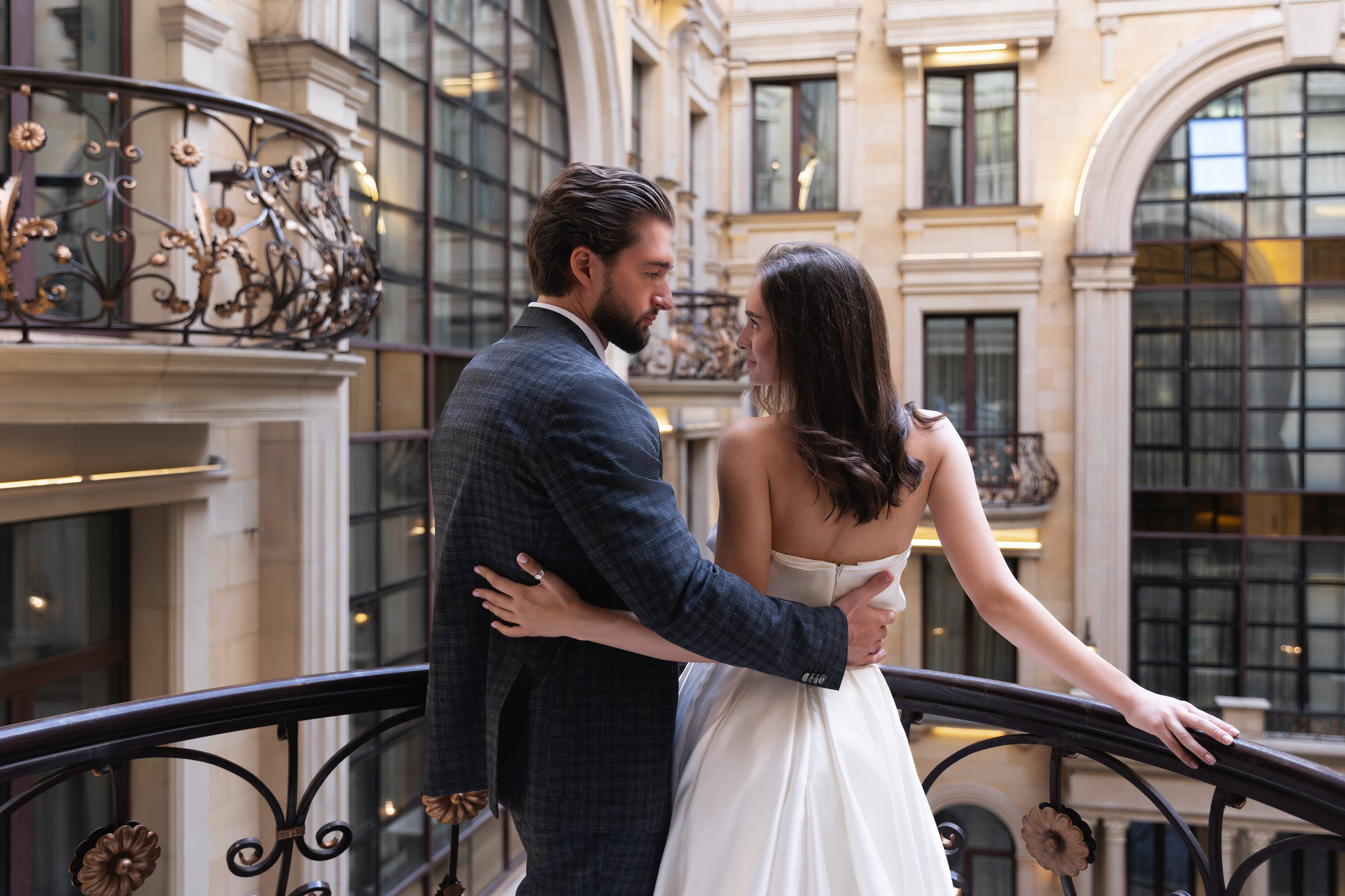 Свадебная прогулка с фотографом в Москве — Лучшие места для фото