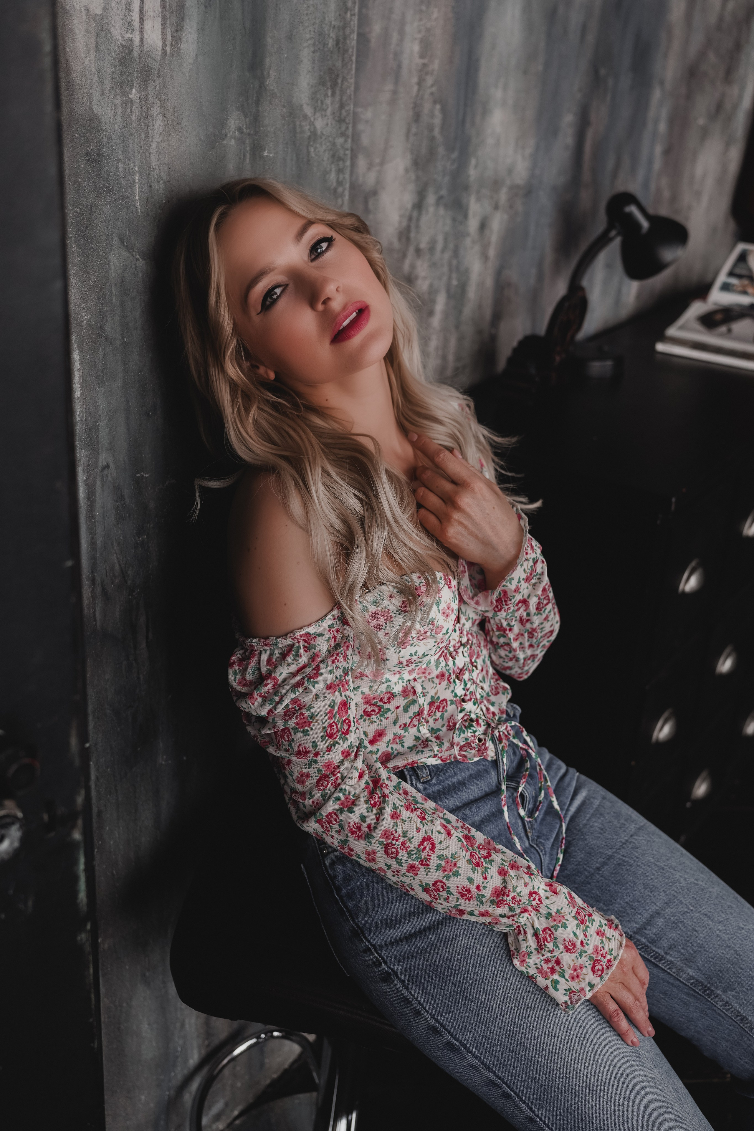 Индивидуальная фотосессия в студии. Фото и видео съемка