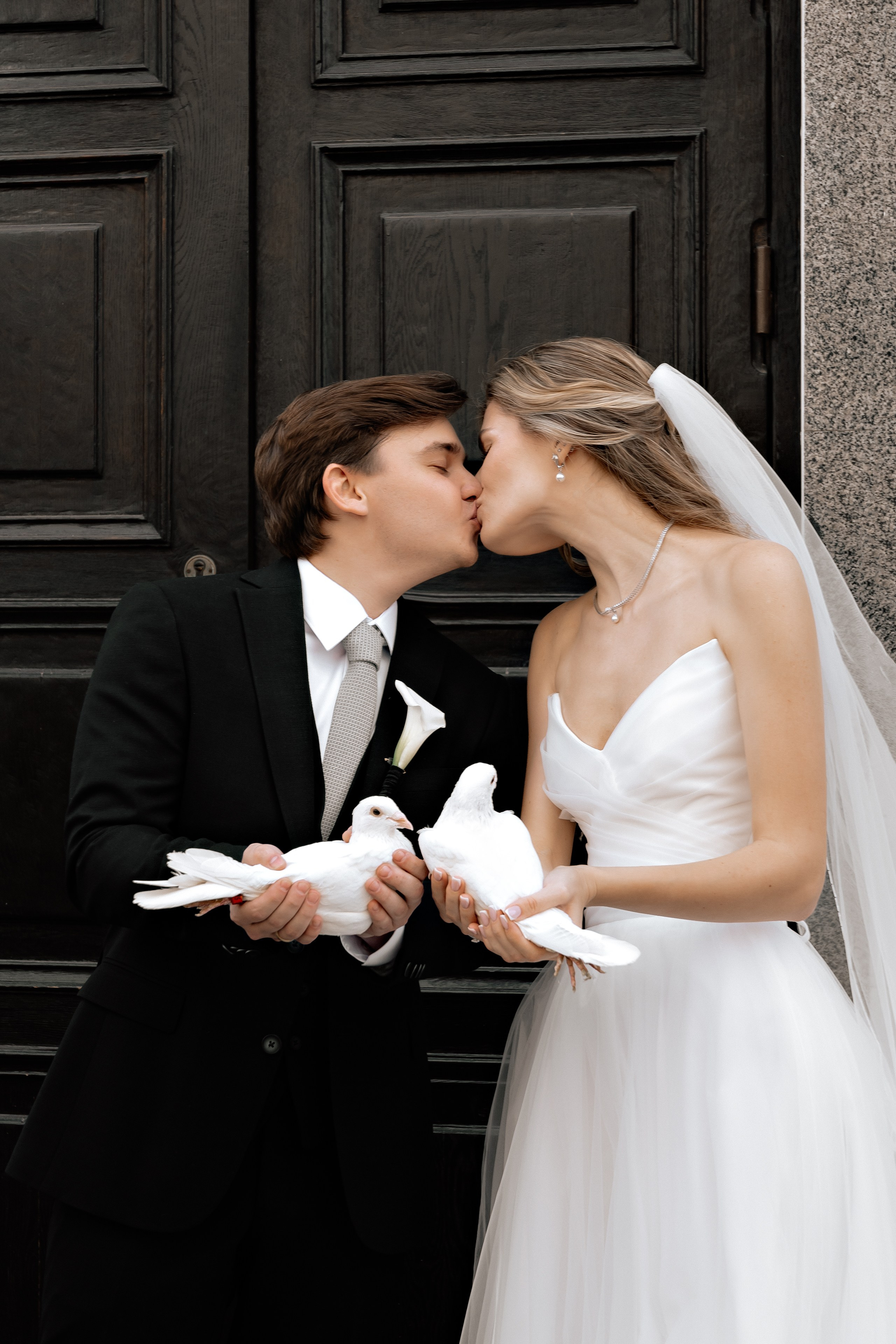 Свадьба «Парк Горького» Артём-Юлия. Свадебный/Портретный фотограф снимаю в Москве