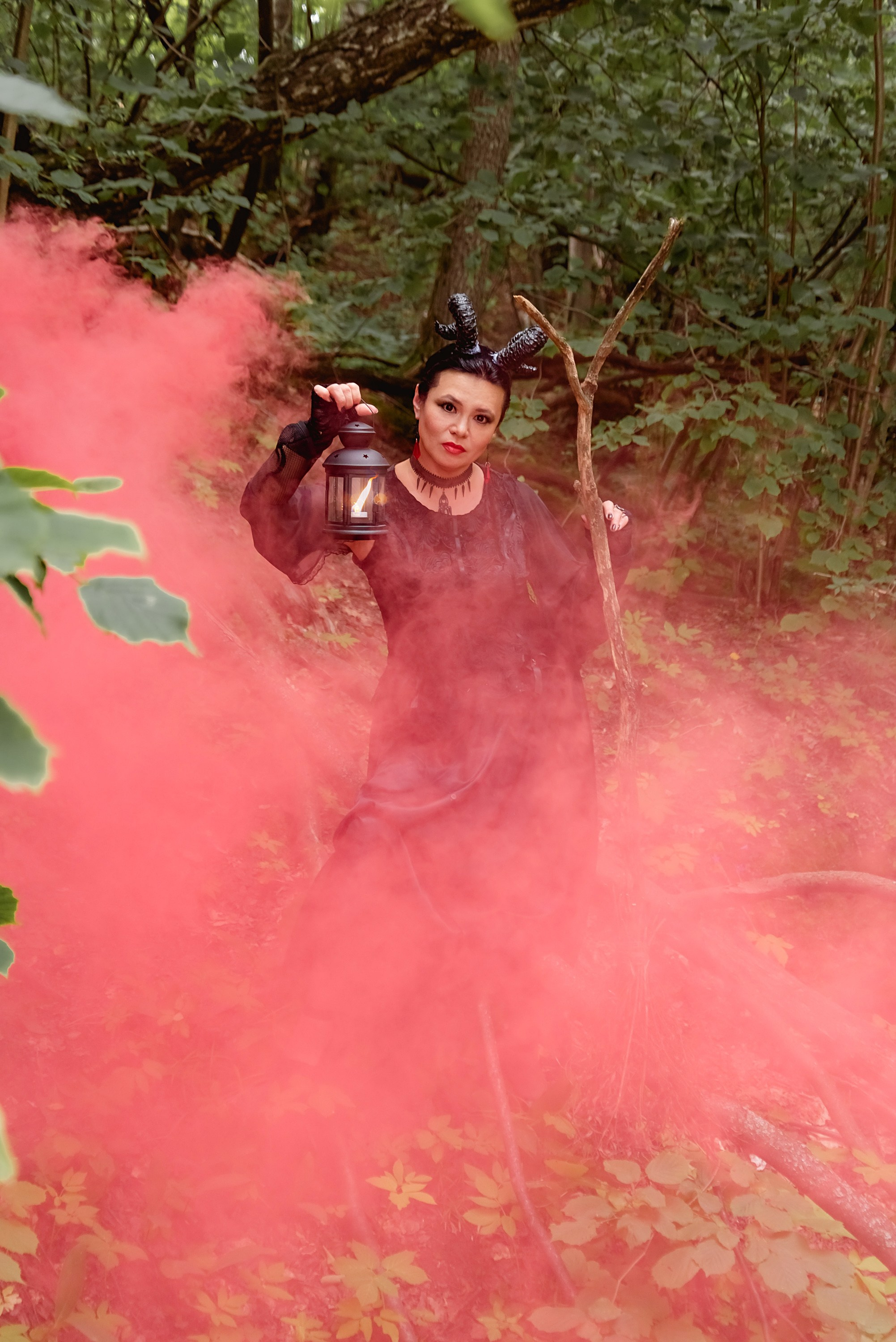 Фотосессия в стиле ведьма. Фотограф Тула творческие фотосессии недорого Ольга Ромашина