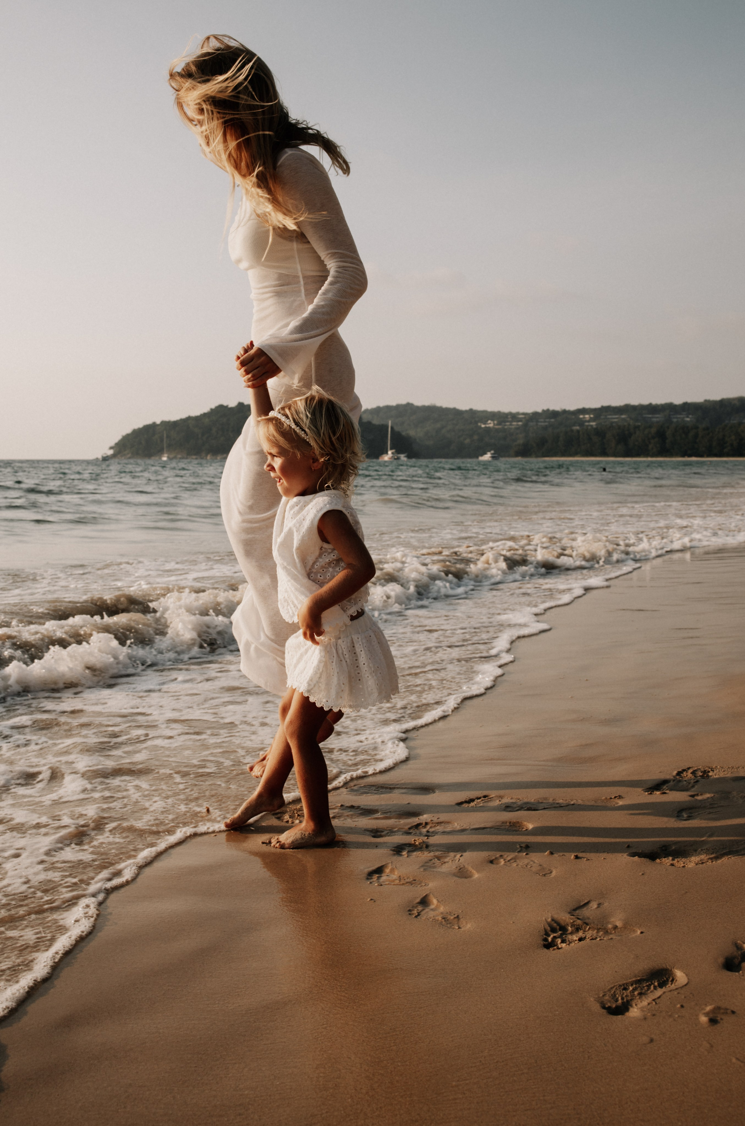 Семейная фотосессия на природе | Естественные фотографии вашей семьи на свежем воздухе. Репортажный фотограф Катерина Гилс Москва