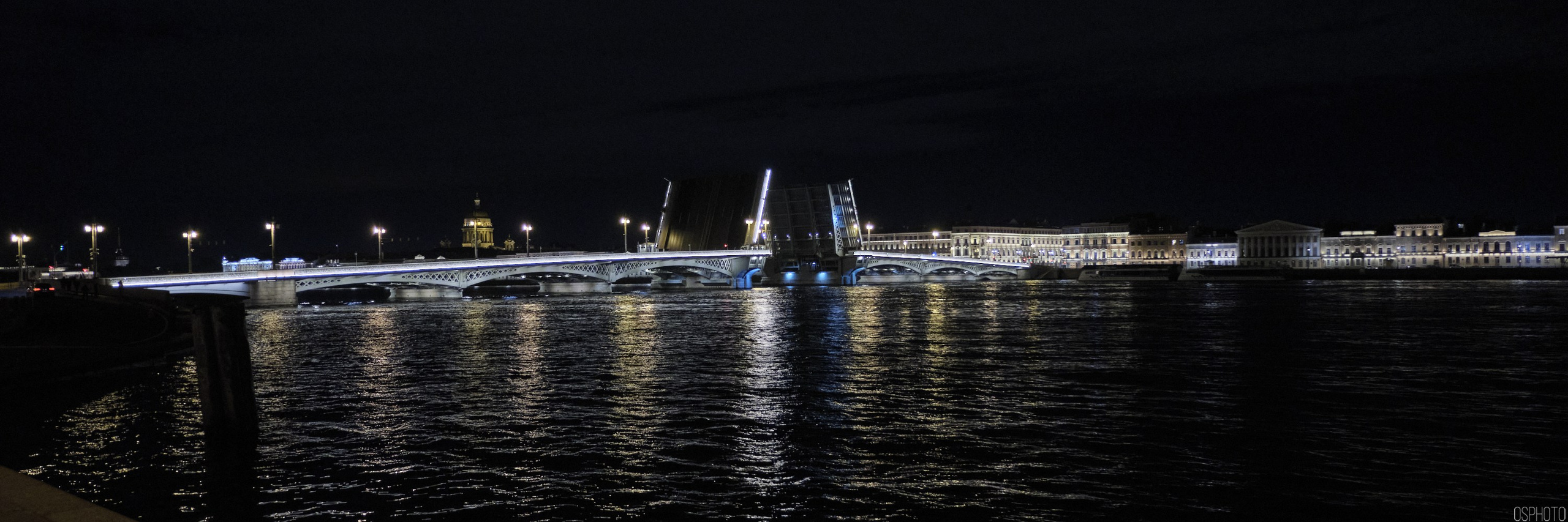 Санкт-Петербург. Фотографъ Сергѣевъ. Поймать мгновеніе