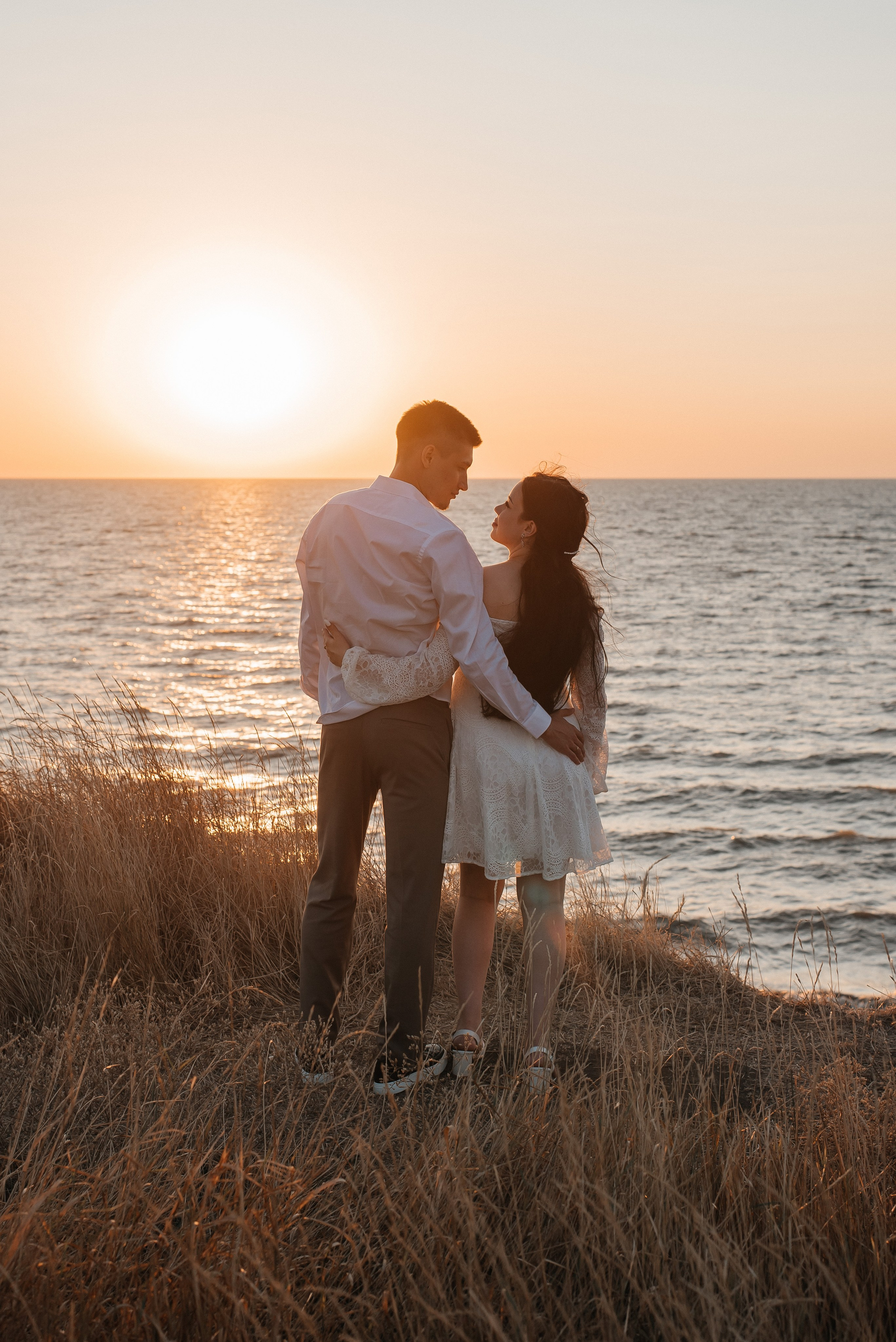 Свадебная прогулка на маяке. Детский и семейный фотограф выпускной альбом Приморско-Ахтарск