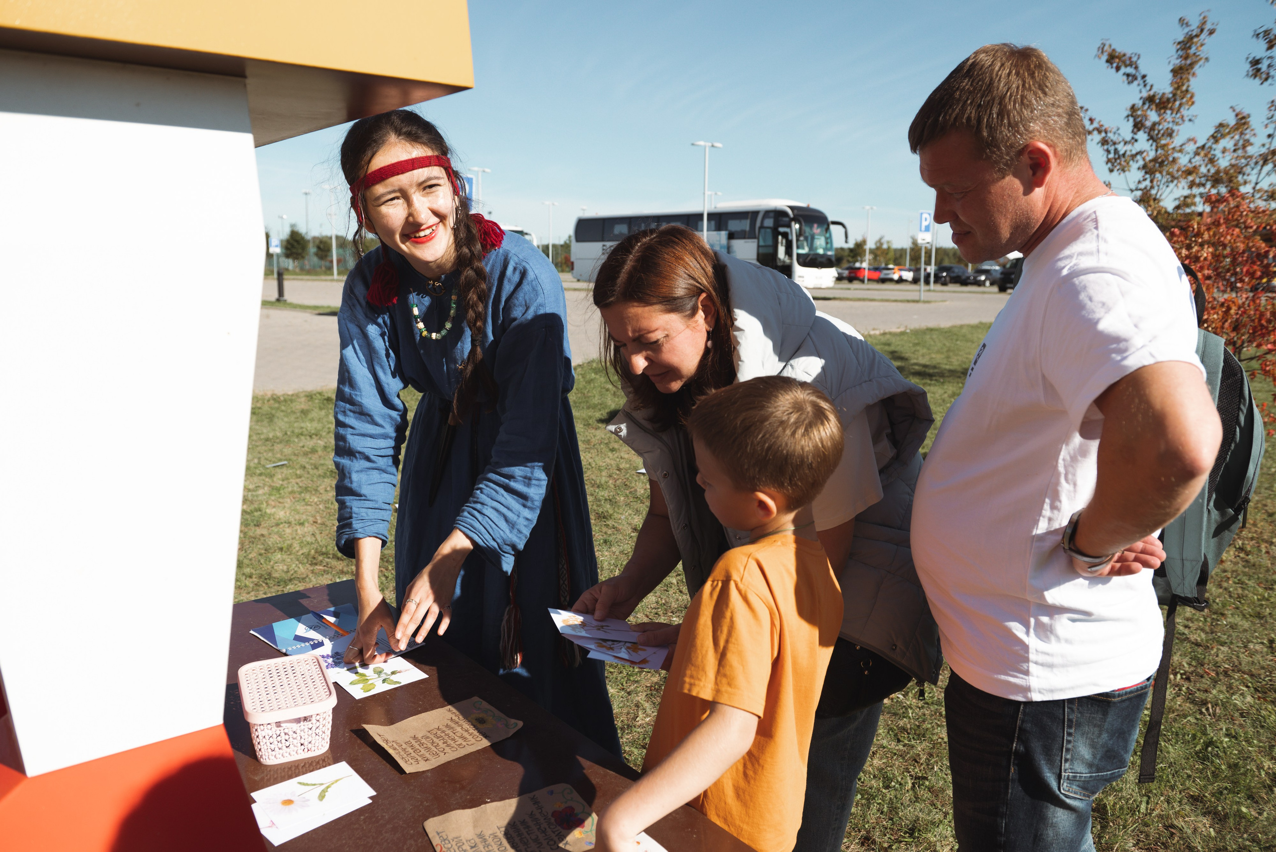 Фестиваль «Широта» и показ в «Азимут» Переславль-Залесский. Фотограф Москва Настя Профотовна. Репортажные, свадебные и контент фотосессии