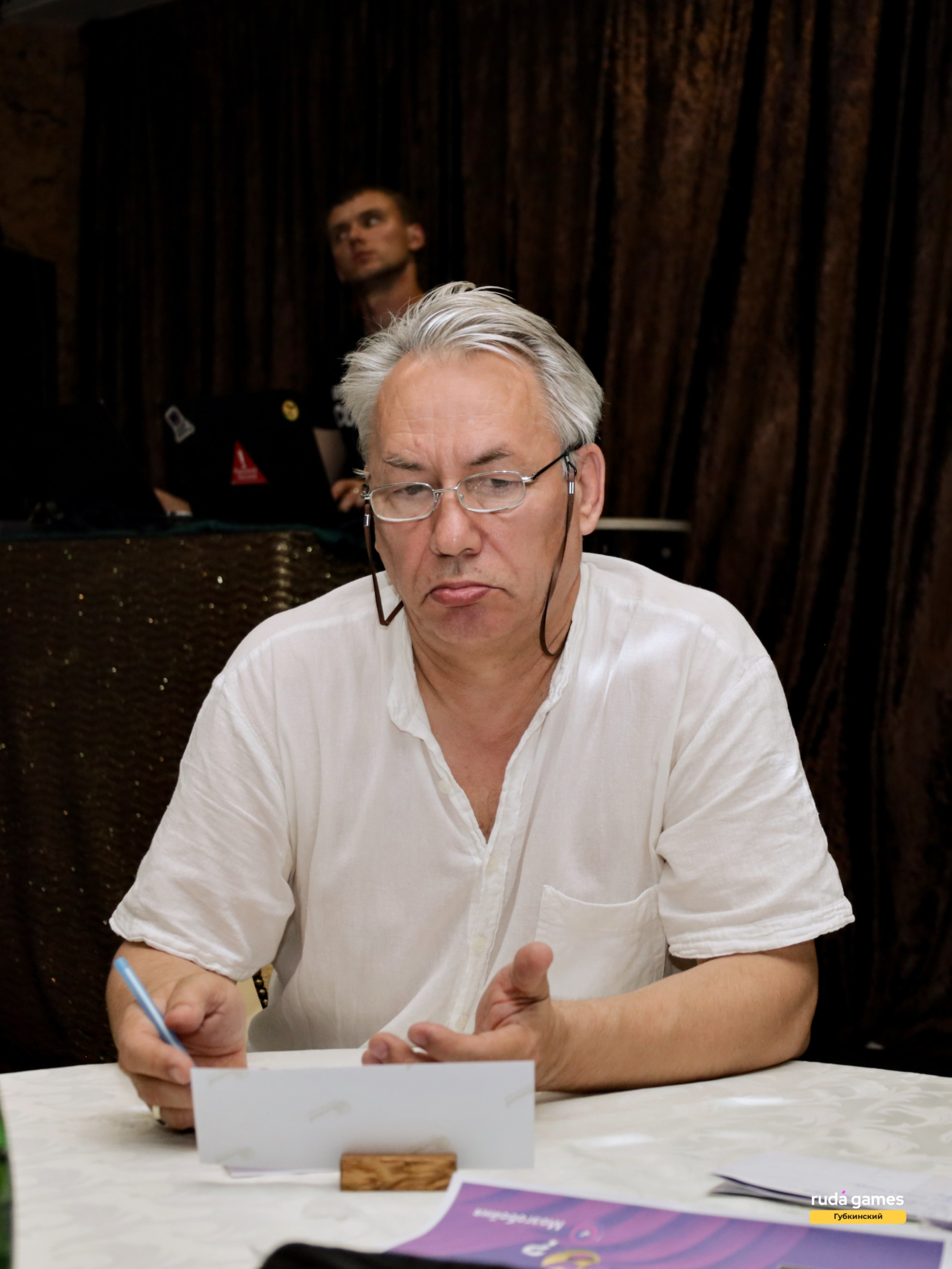 21 июля. Фотограф в Губкинском | Александра Артамонова