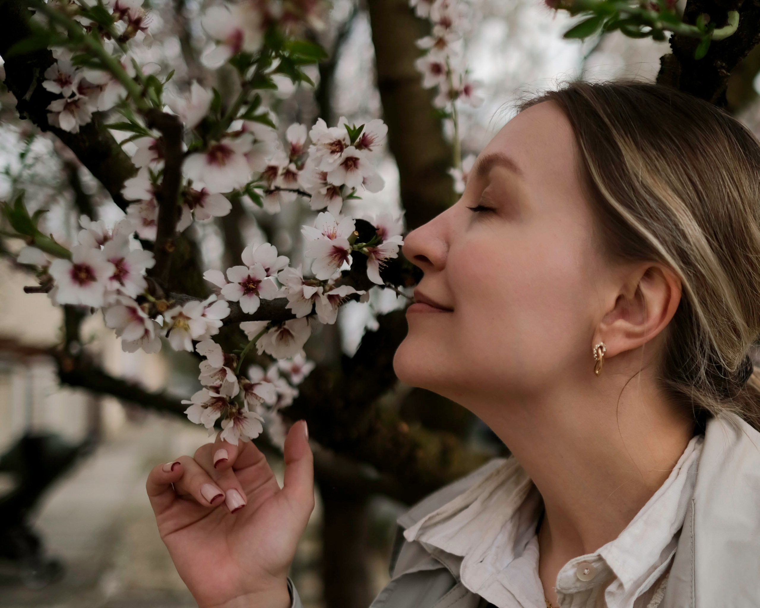 Elena. Blooming in Budapest. Portrait photographer Olga Prokopova based in Budapest