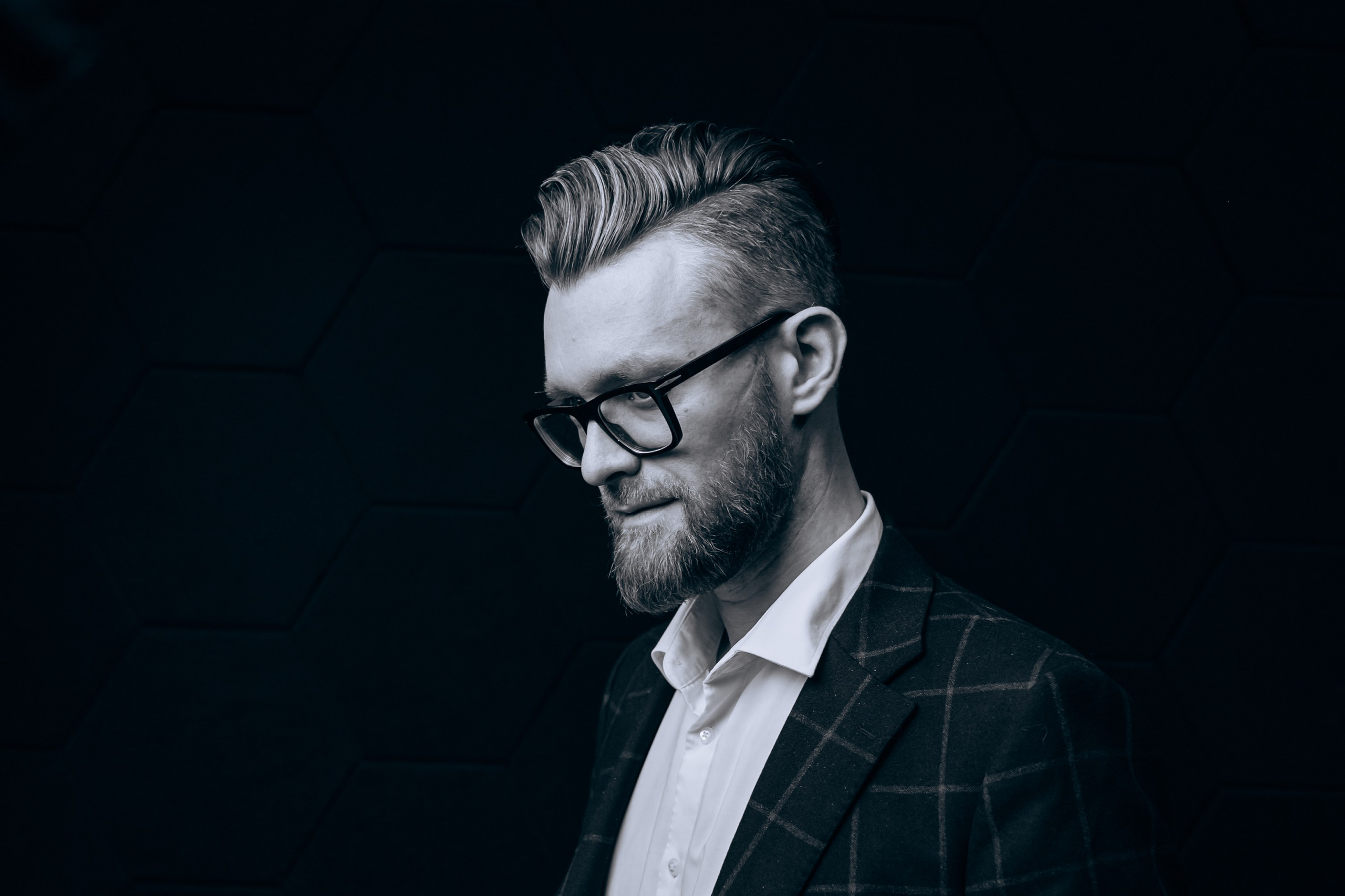 #деловойпортрет #бизнеспортрет #мужскойпортрет #профессиональныйпортрет #портретнаделовую #headshots #businessheadshot #corporateheadshot #геройнафото #студийнаяфотосессия #портретдлярезюме #портретдляLinkedIn #партнерскиепартнёры #мужскойстиль #деловойобраз