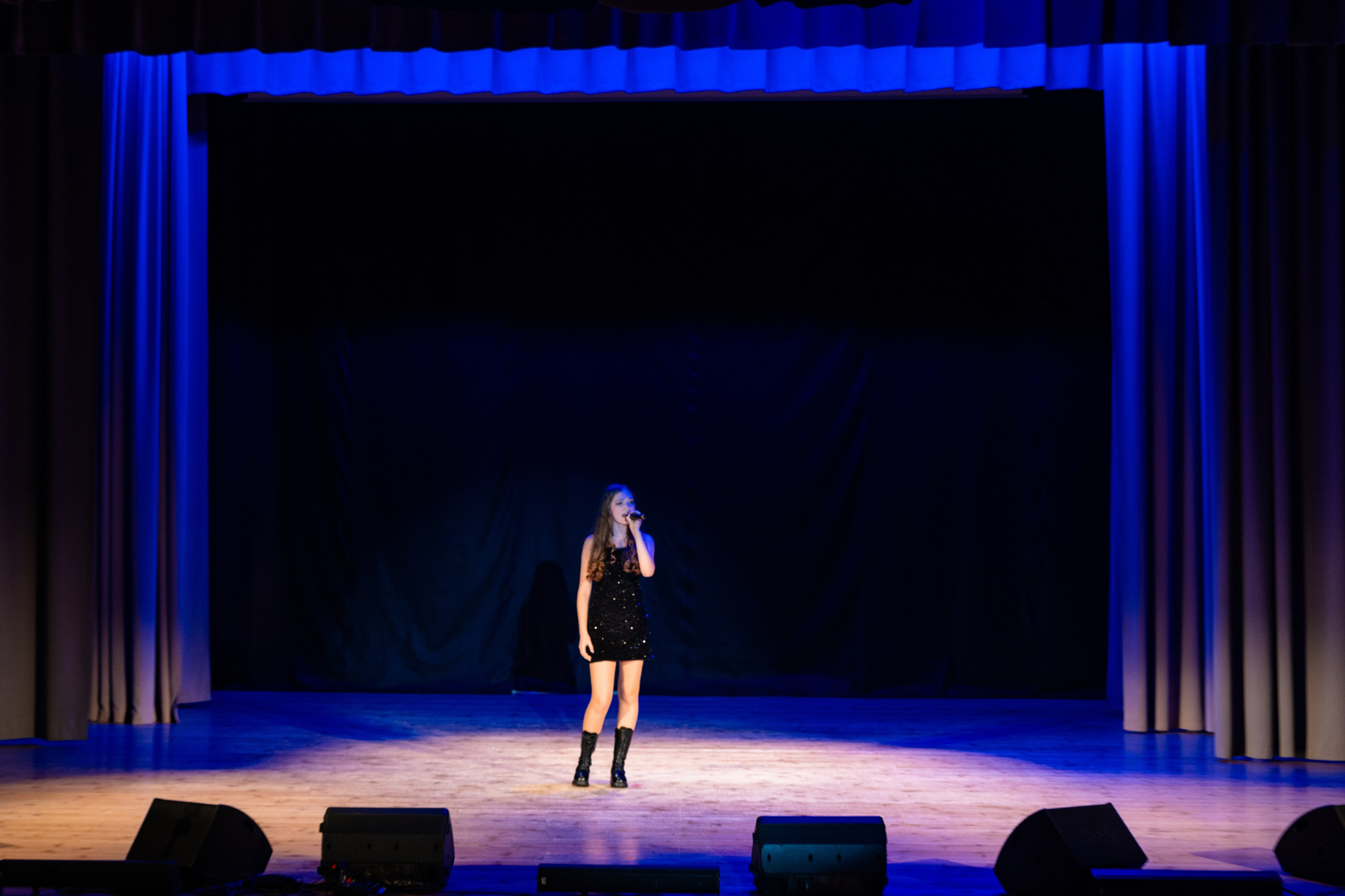 Концерт ДК Буривестник. Фотограф Никита Комаров