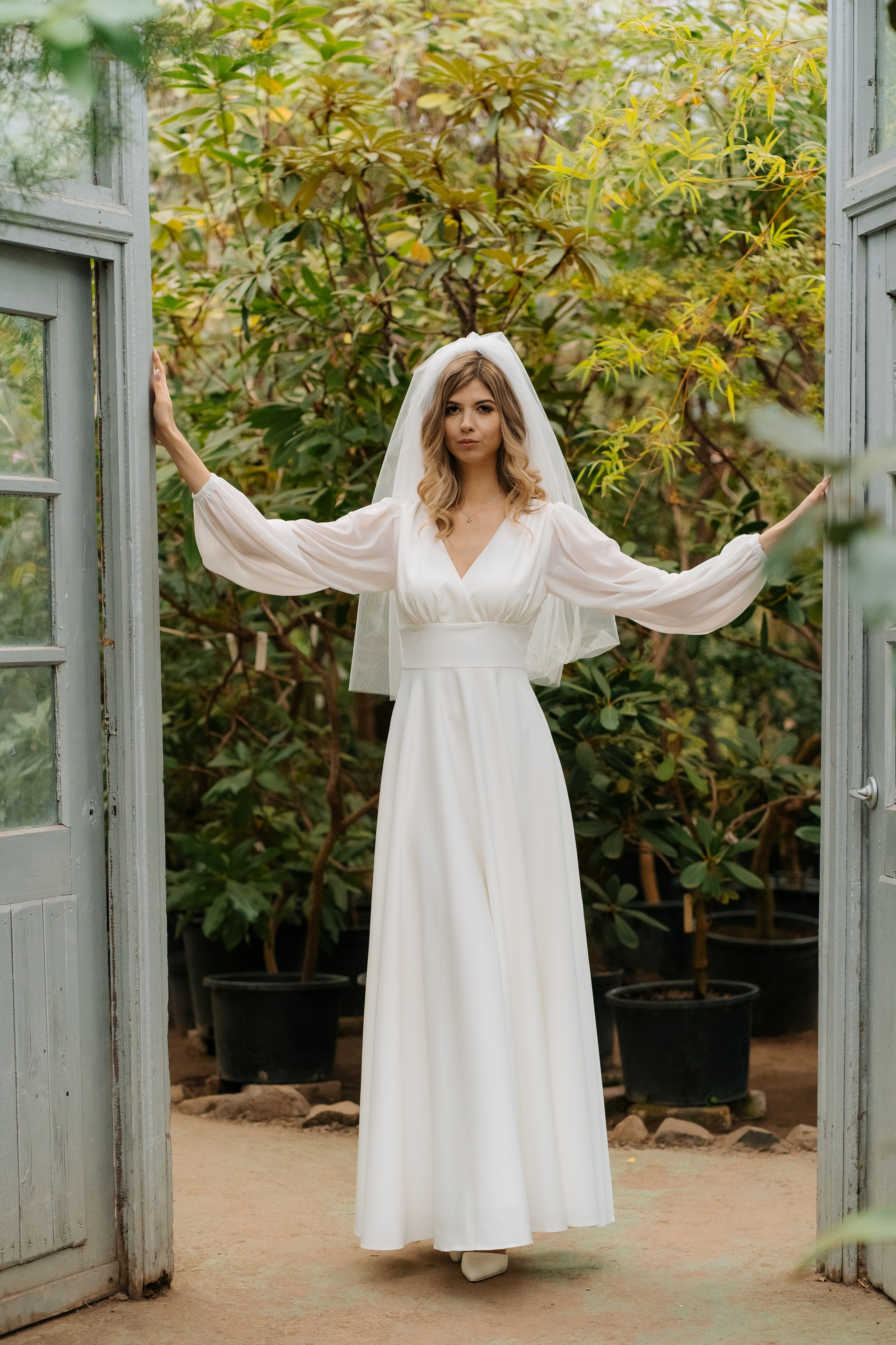 Свадебная фотосессия в оранжерее, Москва. Свадебный фотограф в Москве Анна Полушина