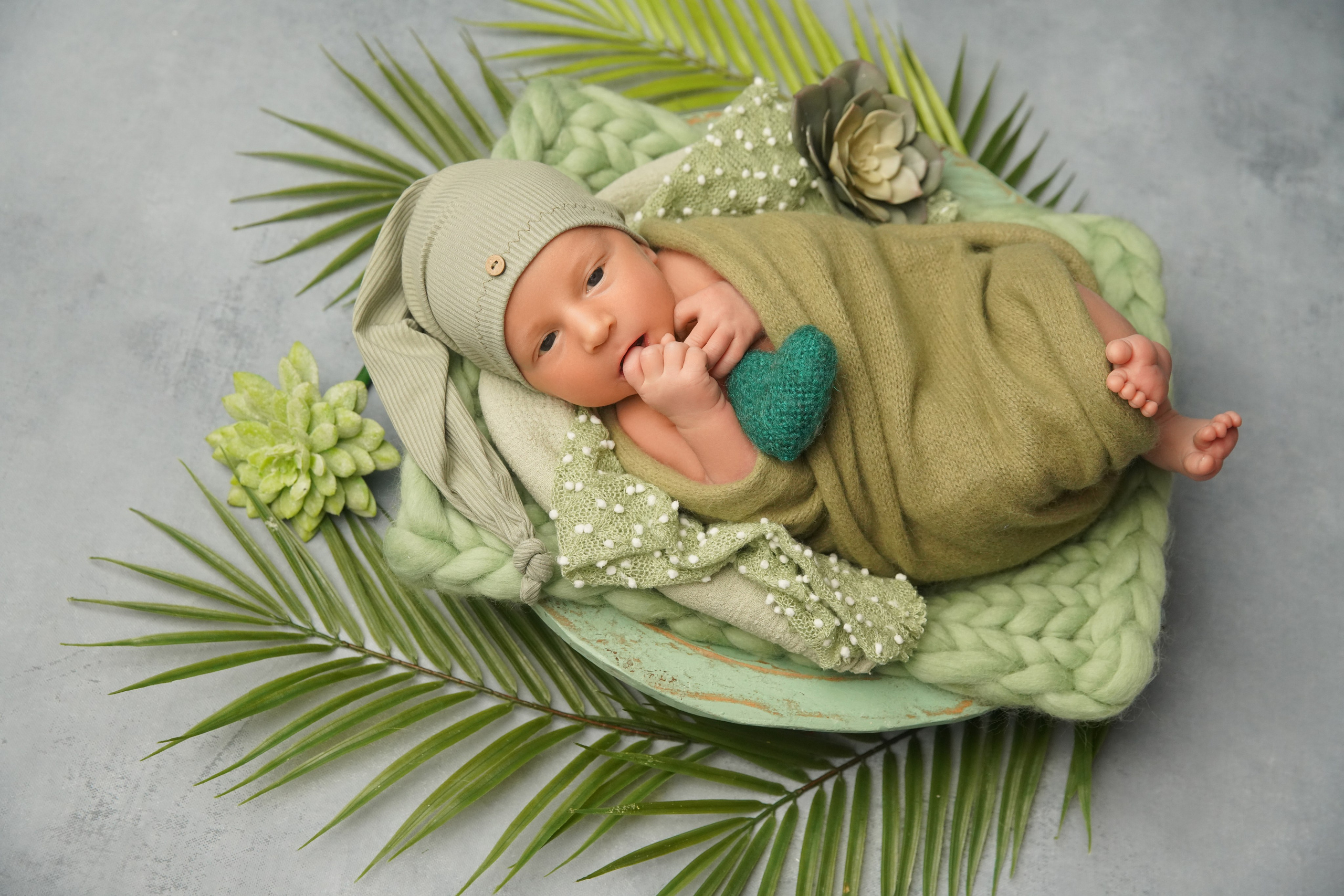 Мальчики. Фотограф новорожденных. Семейный и детский фотограф в городе Сургуте