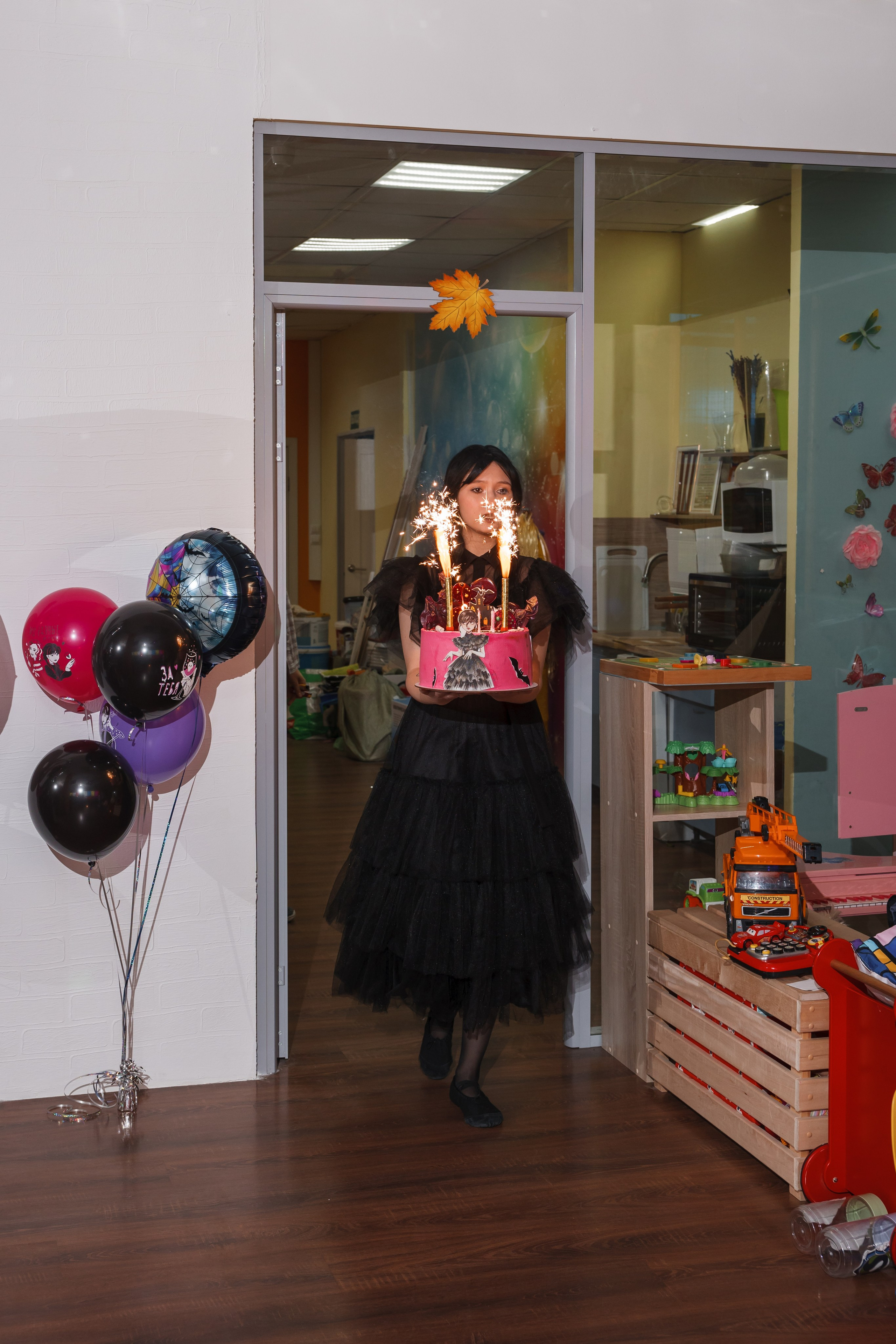 День рождения Маши в стиле «Wednesday». Свадебный и репортажный фотограф (Москва, Королев и другие)