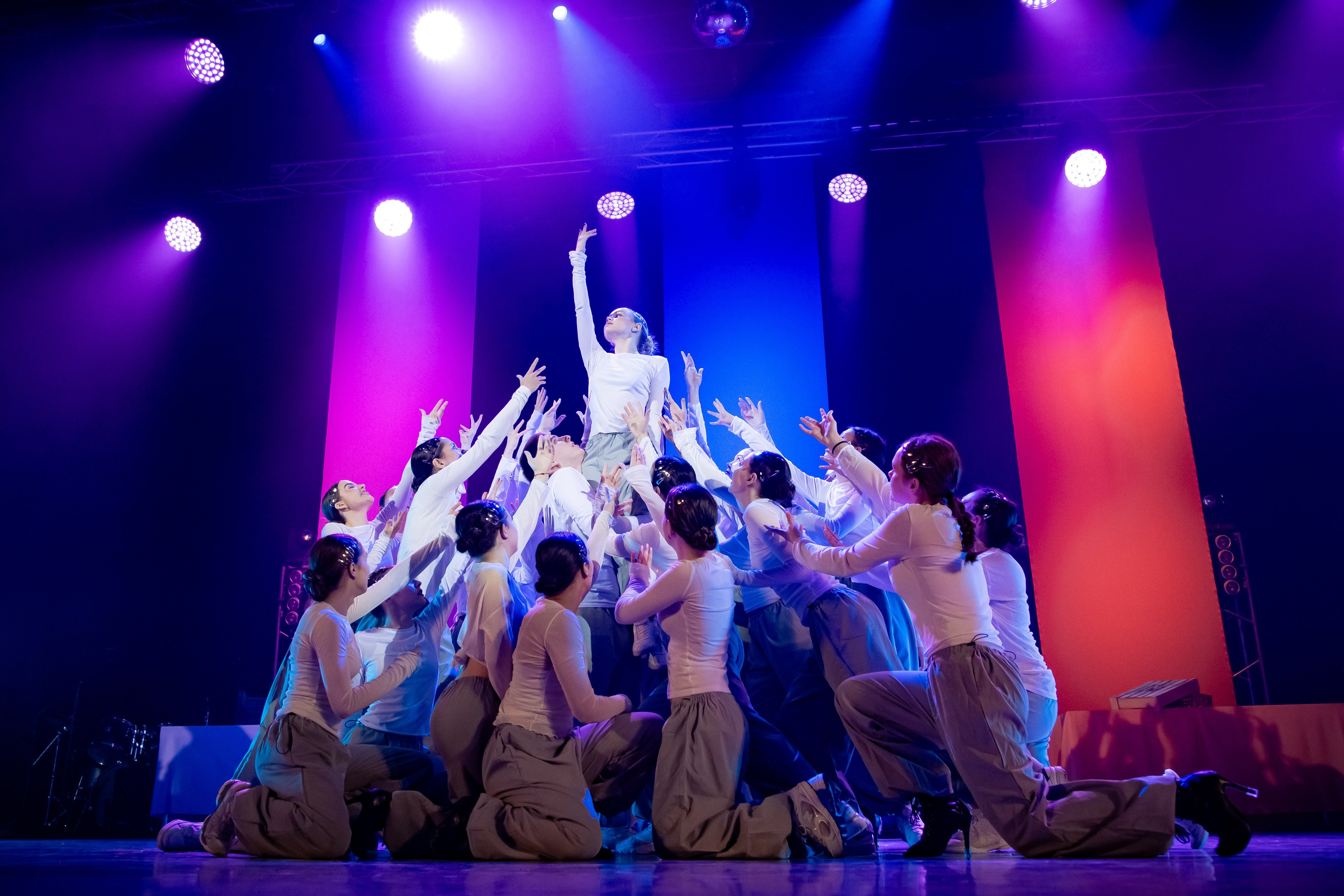 Студвесна ИФ и ИВМИиТ. Репортажный и портретный фотограф Казань / Горячих Полина