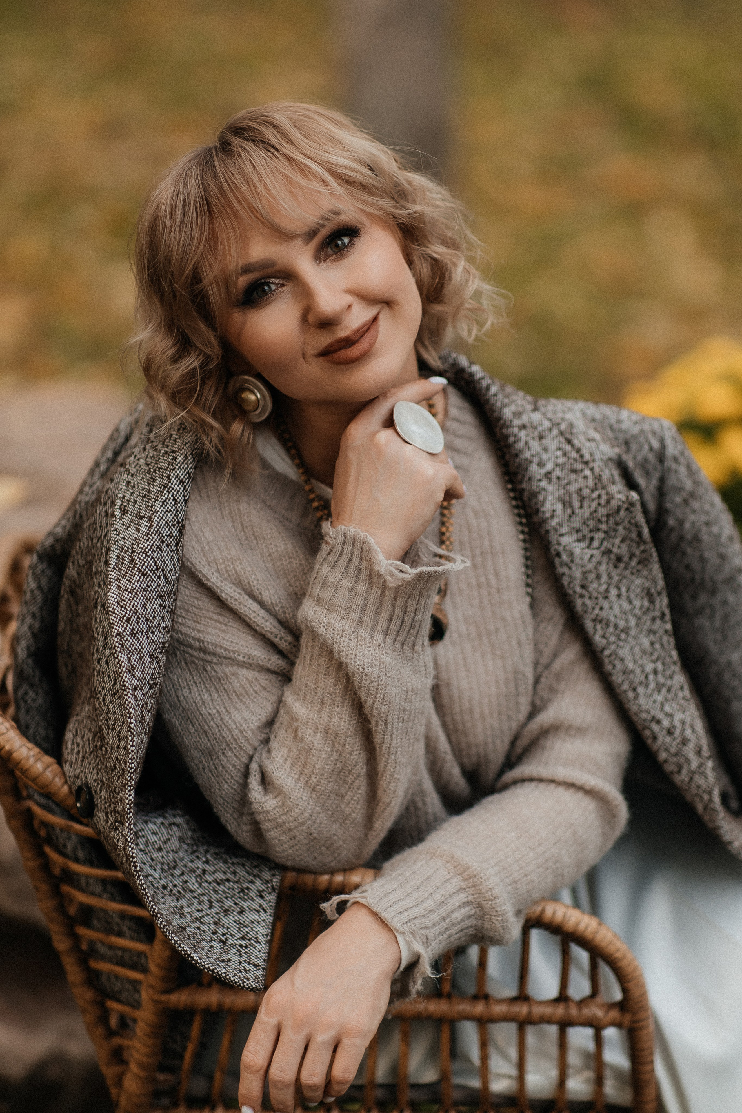 Маша и осень