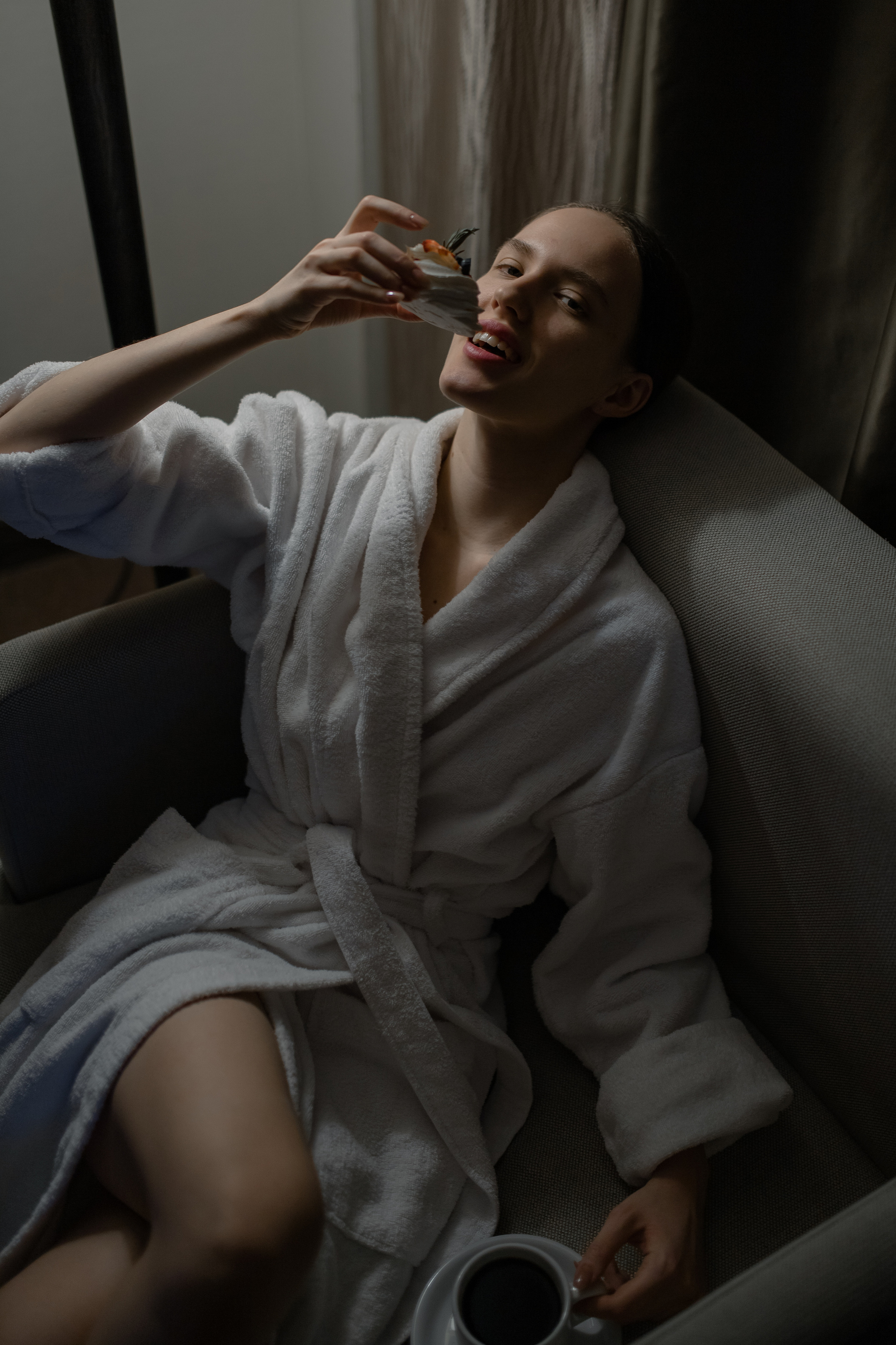 Сборы невесты. Свадебный и портретный фотограф в Тюмени Нюта Кирилова