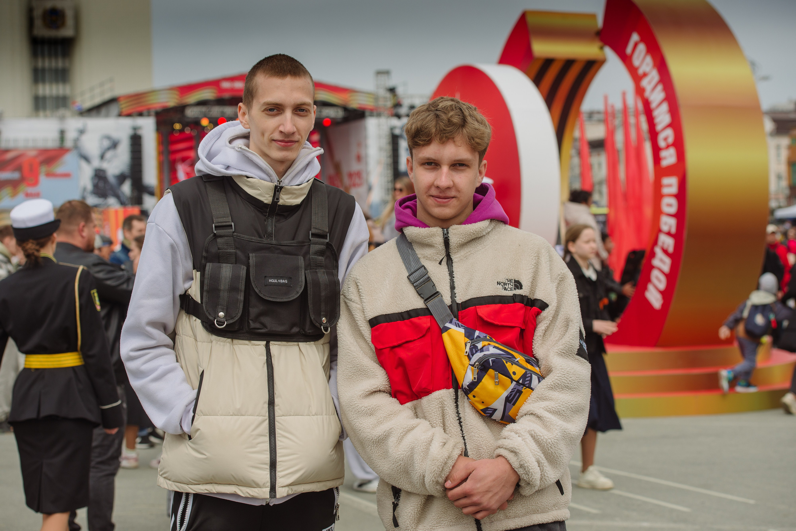 9 мая Центральная плащадь. Фотограф Мария Каюрова