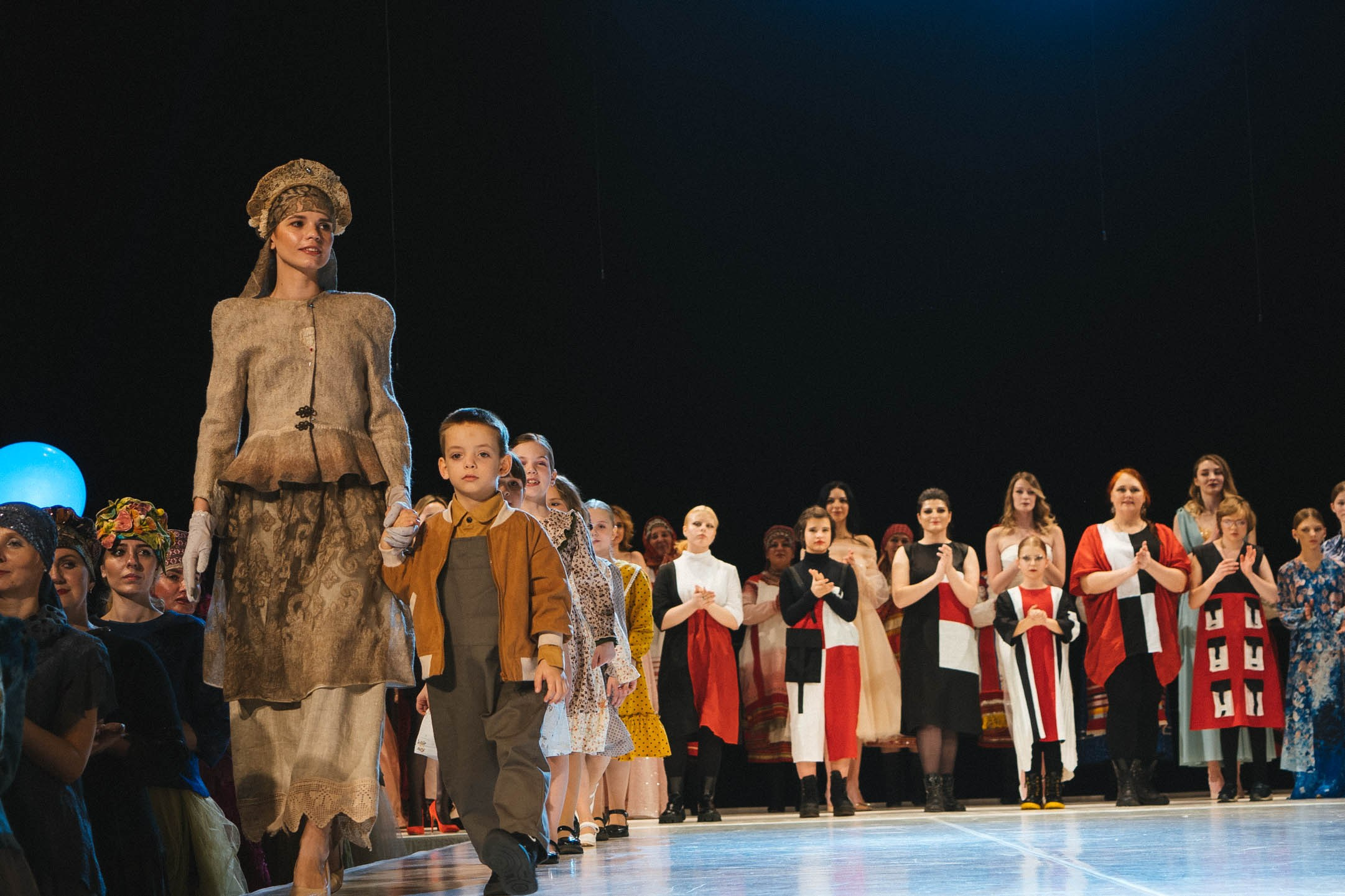 Дефиле. Фотограф/ видеограф Катя Ильина Калуга