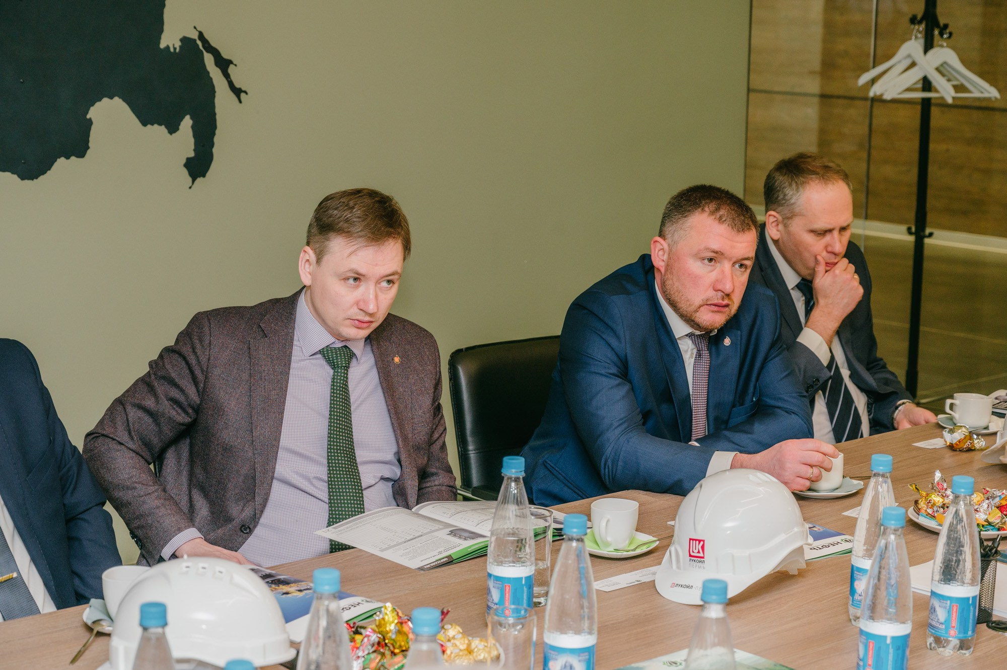 Встреча делегации. Компания «Нефть». Максим Егоров, г. Ижевск. Репортажная, предметная съёмка и фуд-фотография