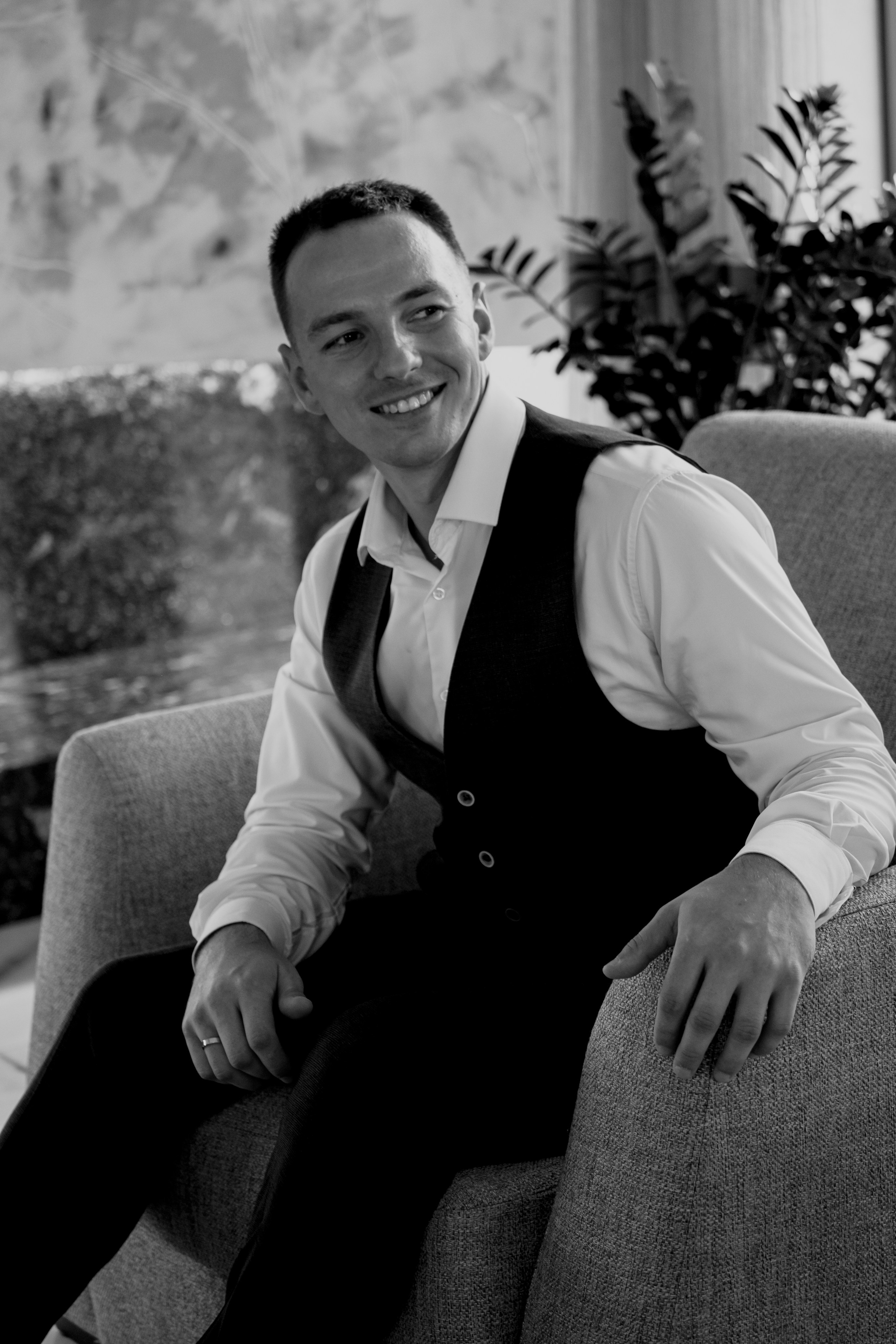 Е+В (Утро, ЗАГС, Luciano, Банкет). Профессиональная фотосъемка в Крыму. Натуральные эмоции и живые кадры. Забронируйте дату прямо сейчас!