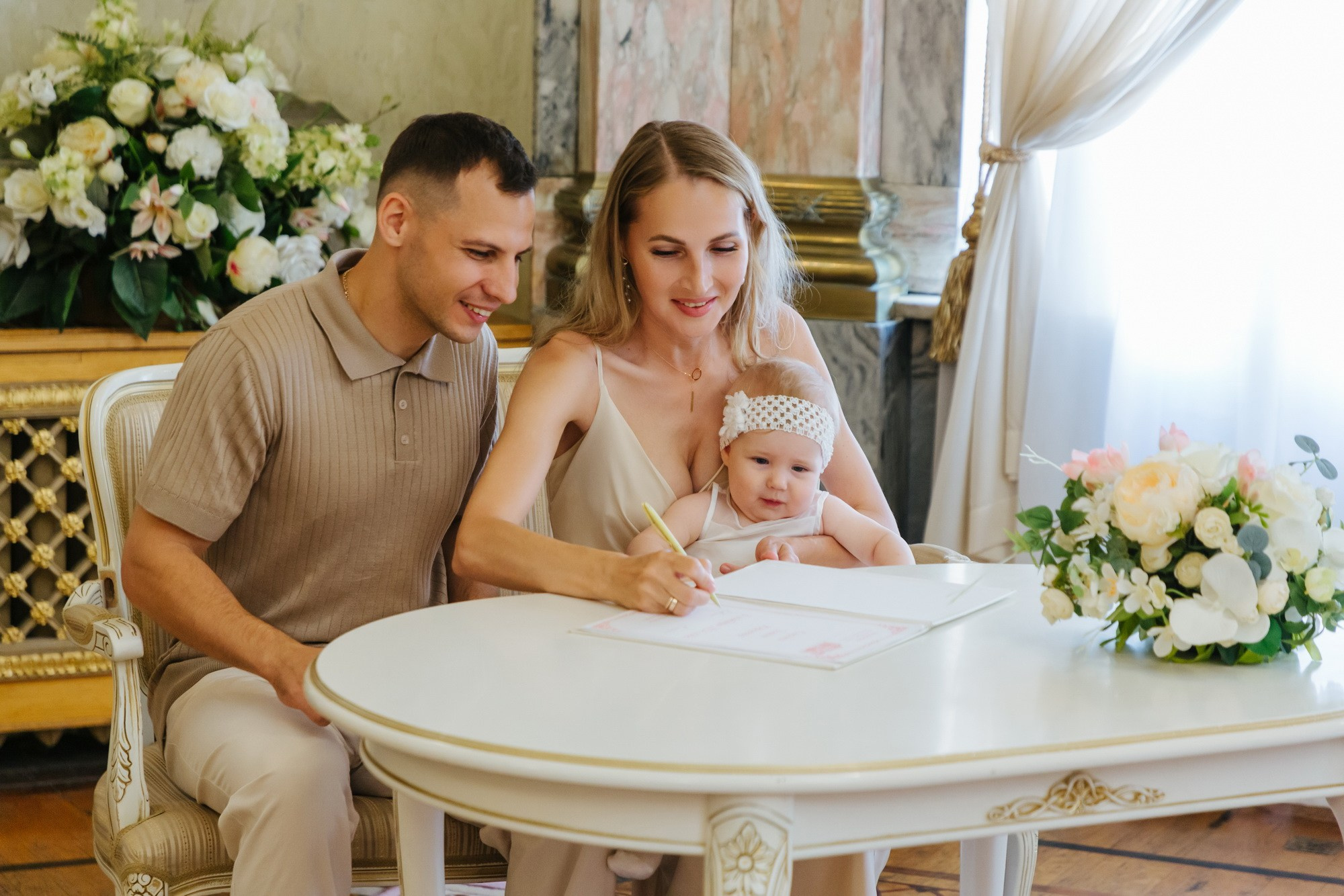 Детская регистрация Дворец малютки СПб. Фотограф крещение венчание в Петербурге! Помогает подобрать храм и посоветовал душевного батюшку в СПб