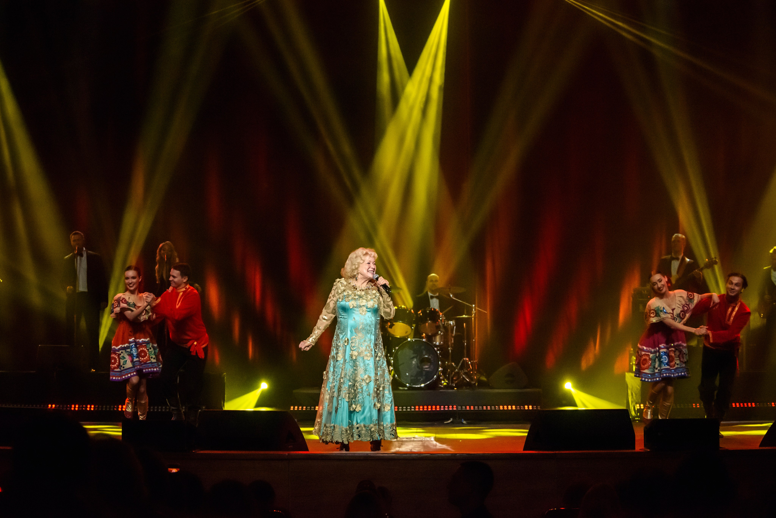 Лариса Рубальская «40 лет с песней по жизни» — Крокус Сити Холл. Бренд-фотограф для экспертов и блогеров в Москве Влада Горбовская
