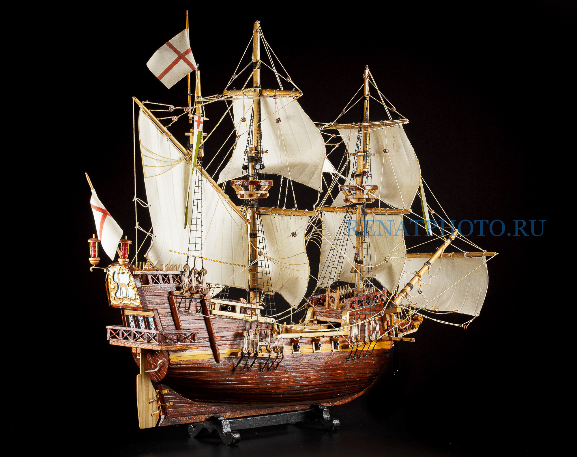 Renatphoto-Предметная фотосъёмка для музеев. Профессиональная фотосъёмка интерьеров, предметная фотосессия еды для меню г. Анапа