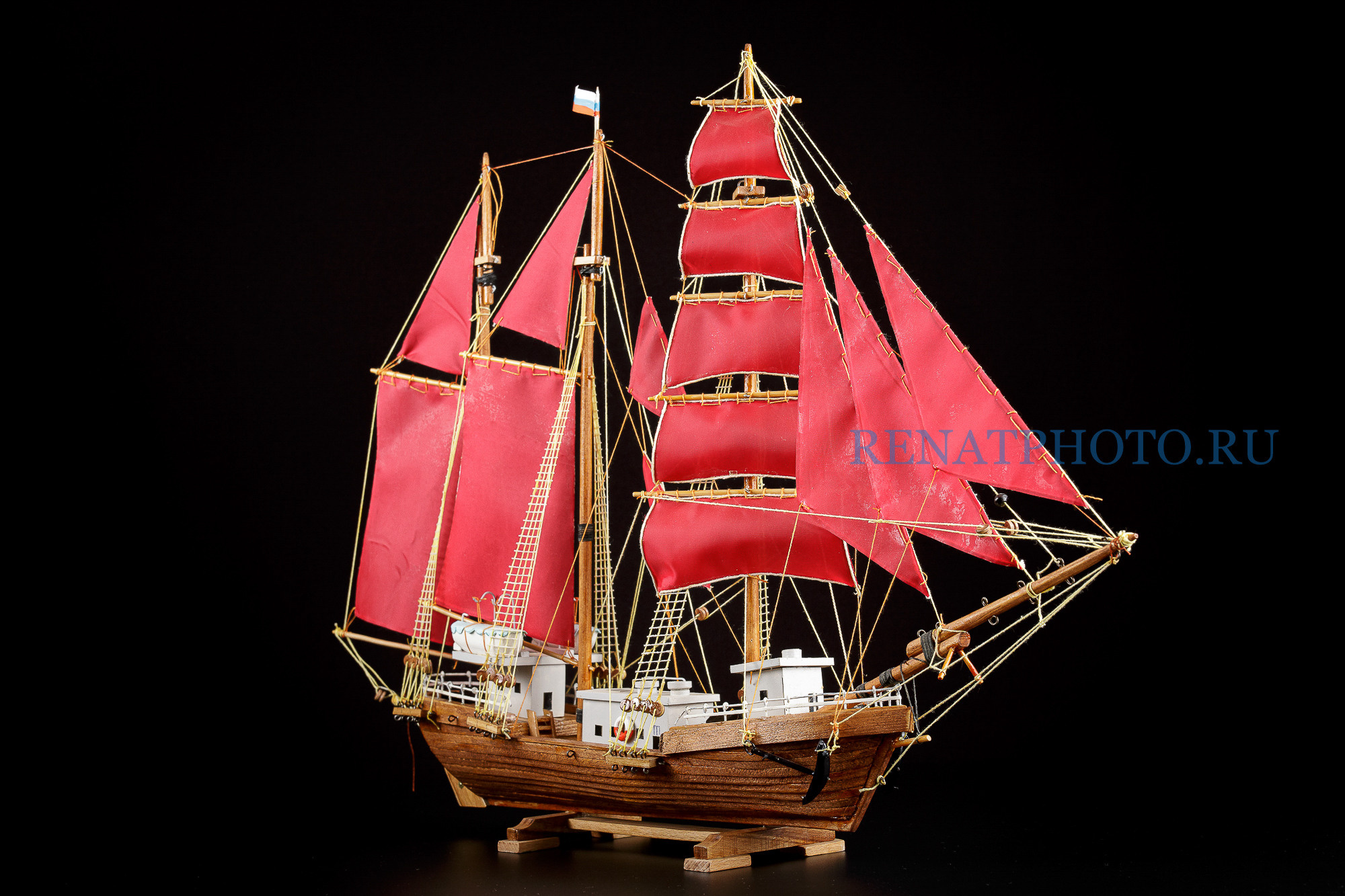 Renatphoto-Предметная фотосъёмка для музеев. Профессиональная фотосъёмка интерьеров, предметная фотосессия еды для меню г. Анапа