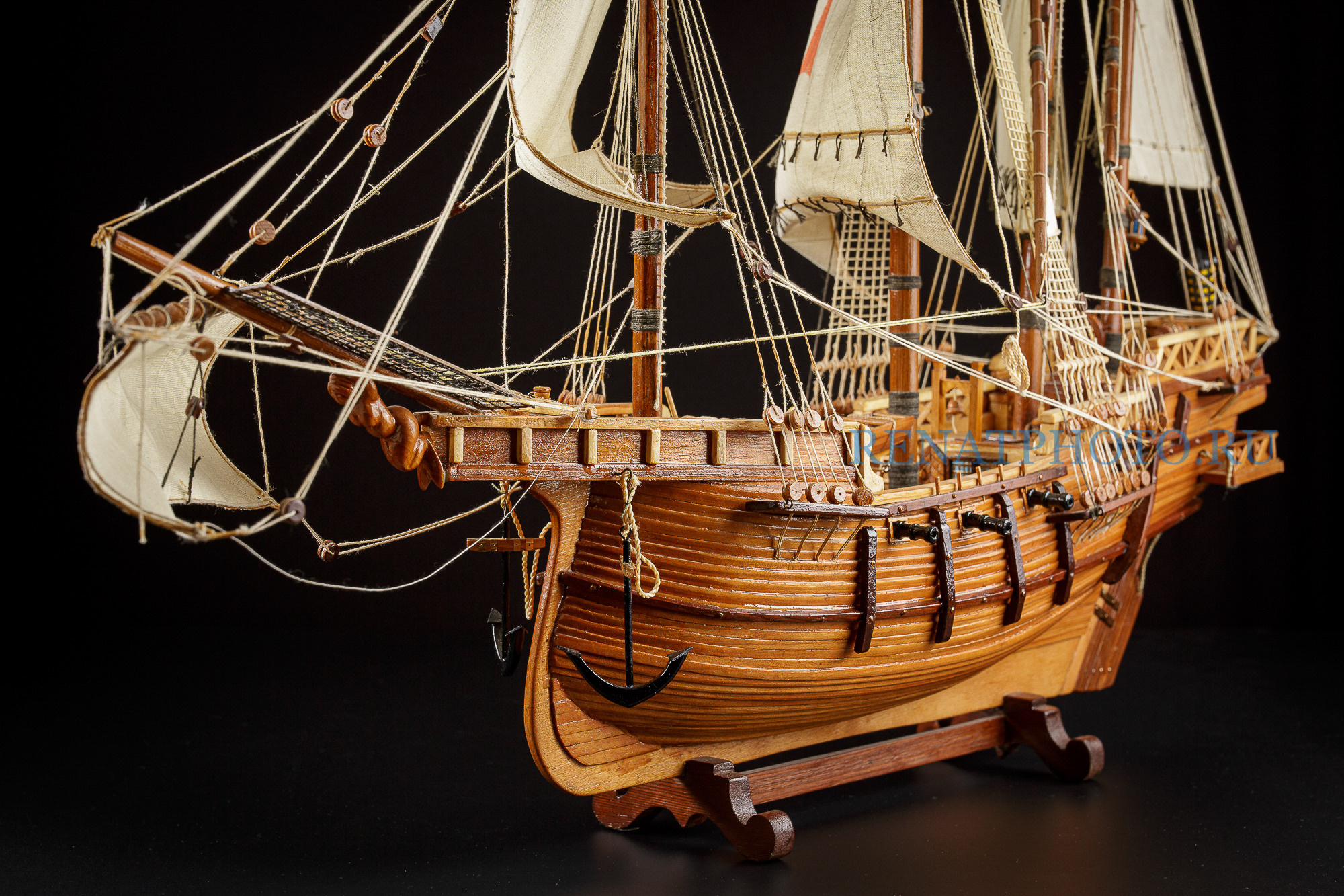 Renatphoto-Предметная фотосъёмка для музеев. Профессиональная фотосъёмка интерьеров, предметная фотосессия еды для меню г. Анапа