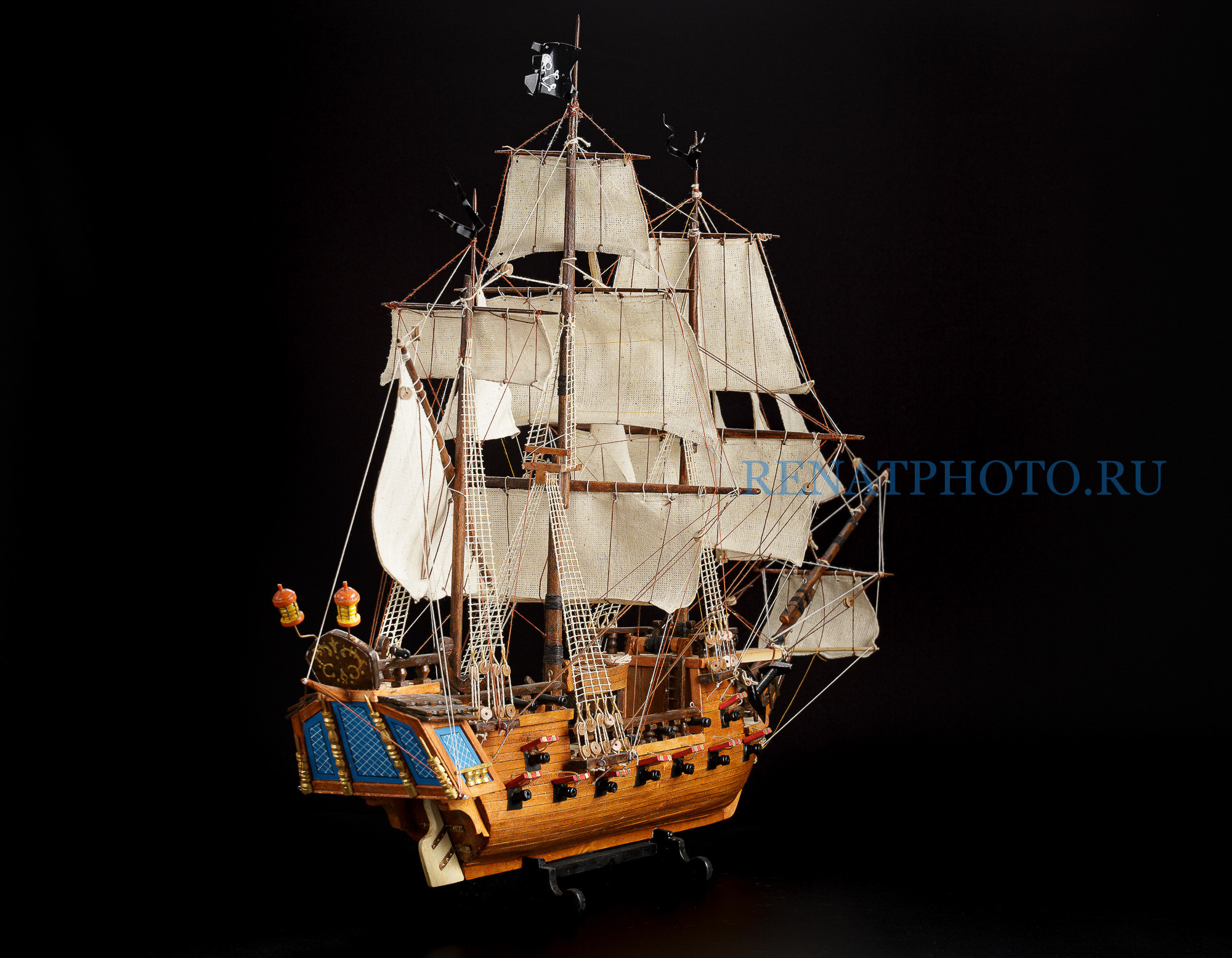 Renatphoto-Предметная фотосъёмка для музеев. Профессиональная фотосъёмка интерьеров, предметная фотосессия еды для меню г. Анапа