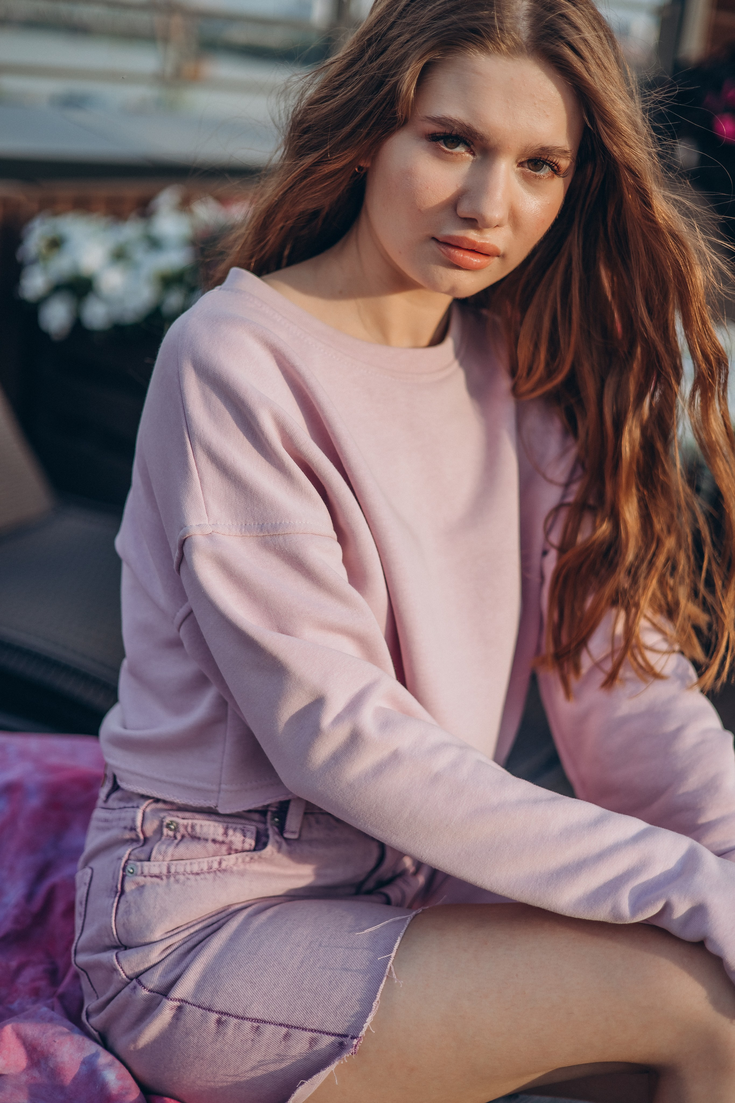 Закат на крыше — цветочная фотосессия. Семейный, детский, женский фотограф в Новосибирске Оля Борисова