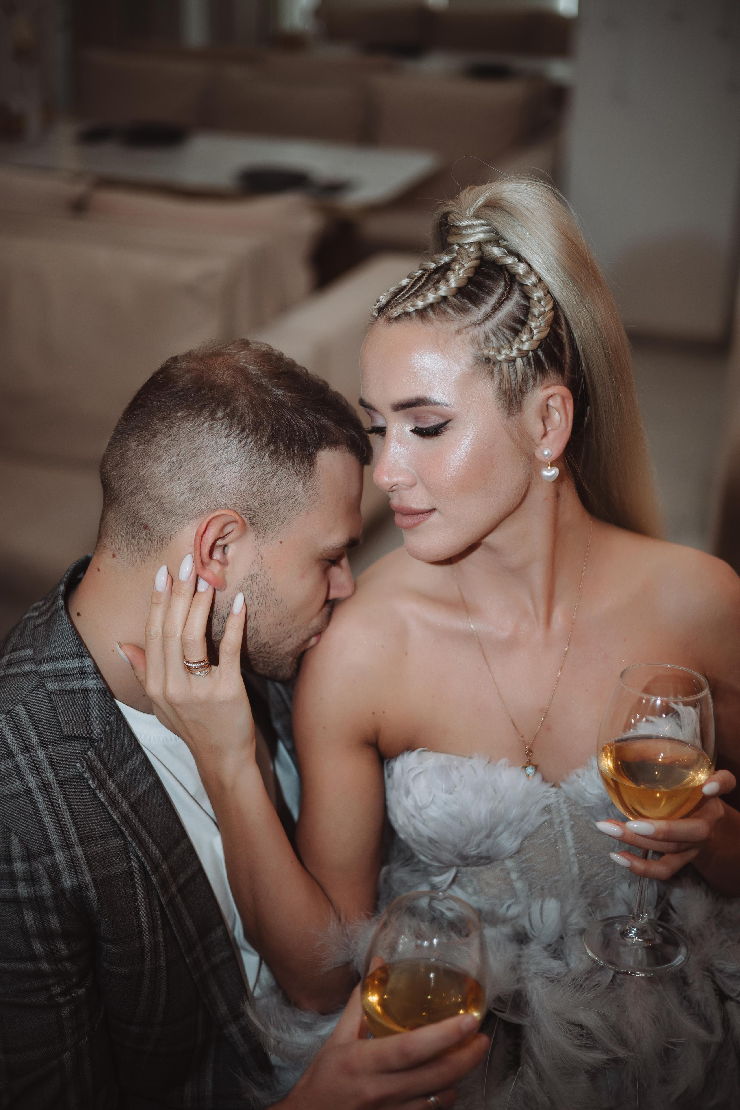 Светлана & Денис Прогулка+банкет. Фотограф Уфа Башкирия Мухаметянова Алина. Свадебный семейный портретный