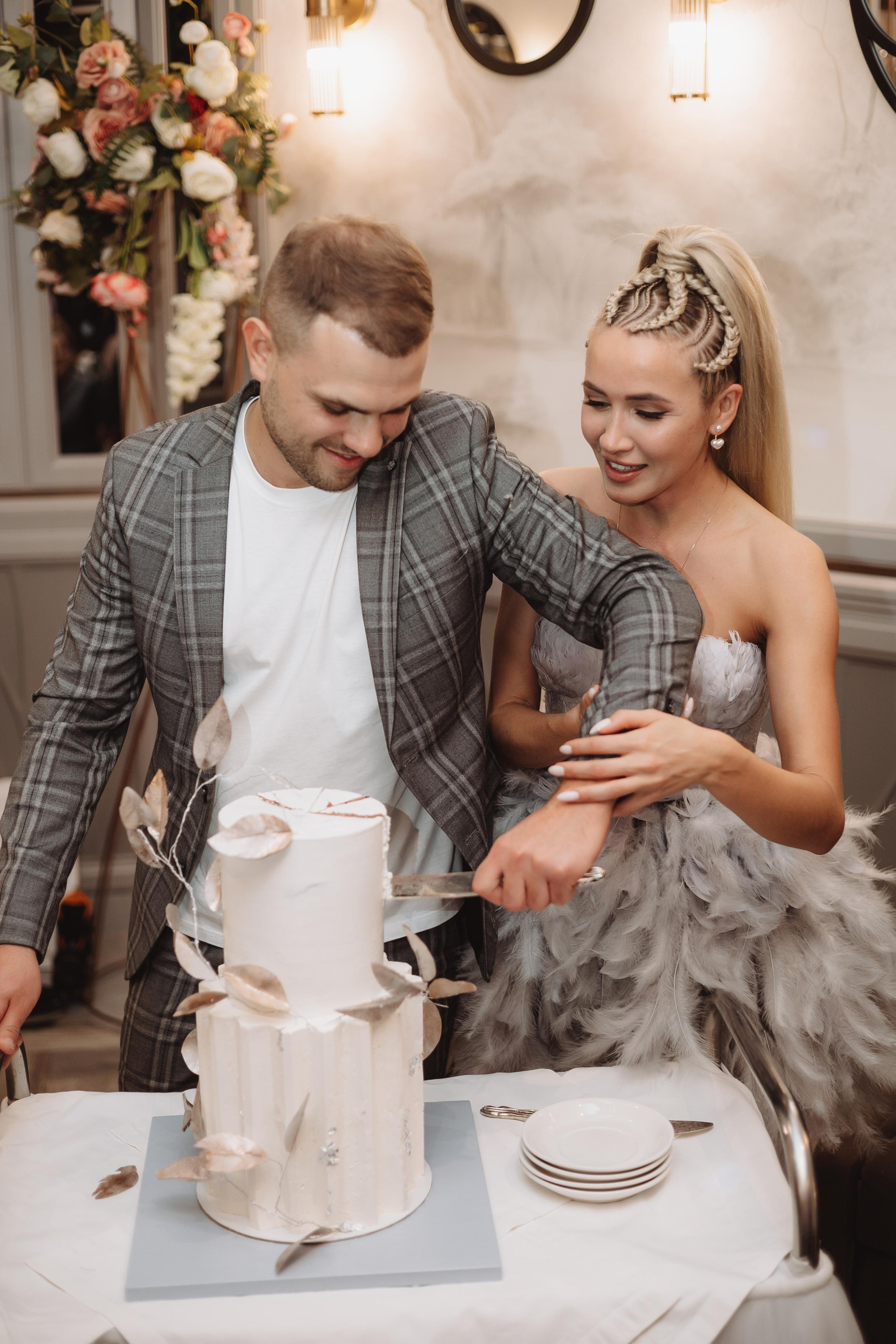 Светлана & Денис Прогулка+банкет. Фотограф Уфа Башкирия Мухаметянова Алина. Свадебный семейный портретный