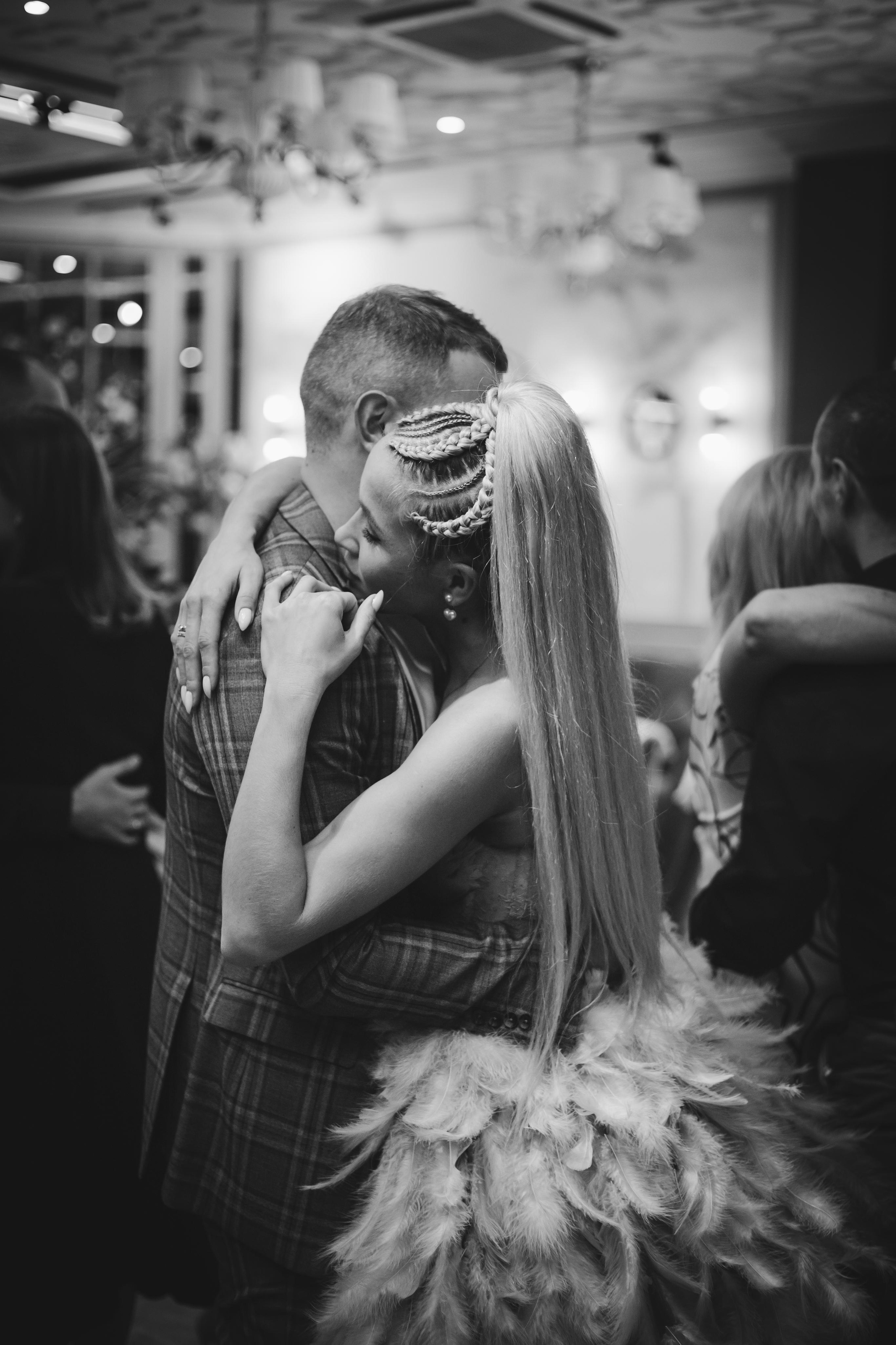 Светлана & Денис Прогулка+банкет. Фотограф Уфа Башкирия Мухаметянова Алина. Свадебный семейный портретный