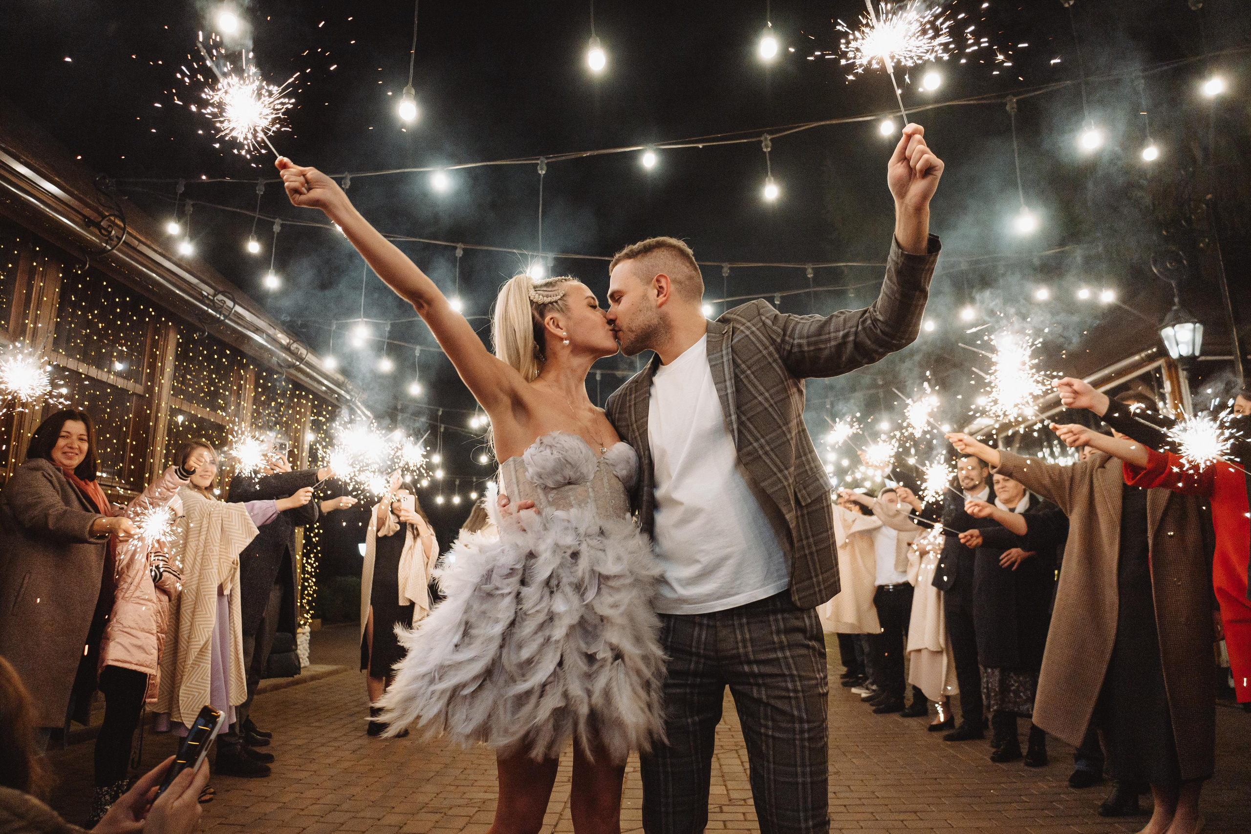 Светлана & Денис Прогулка+банкет. Фотограф Уфа Башкирия Мухаметянова Алина. Свадебный семейный портретный