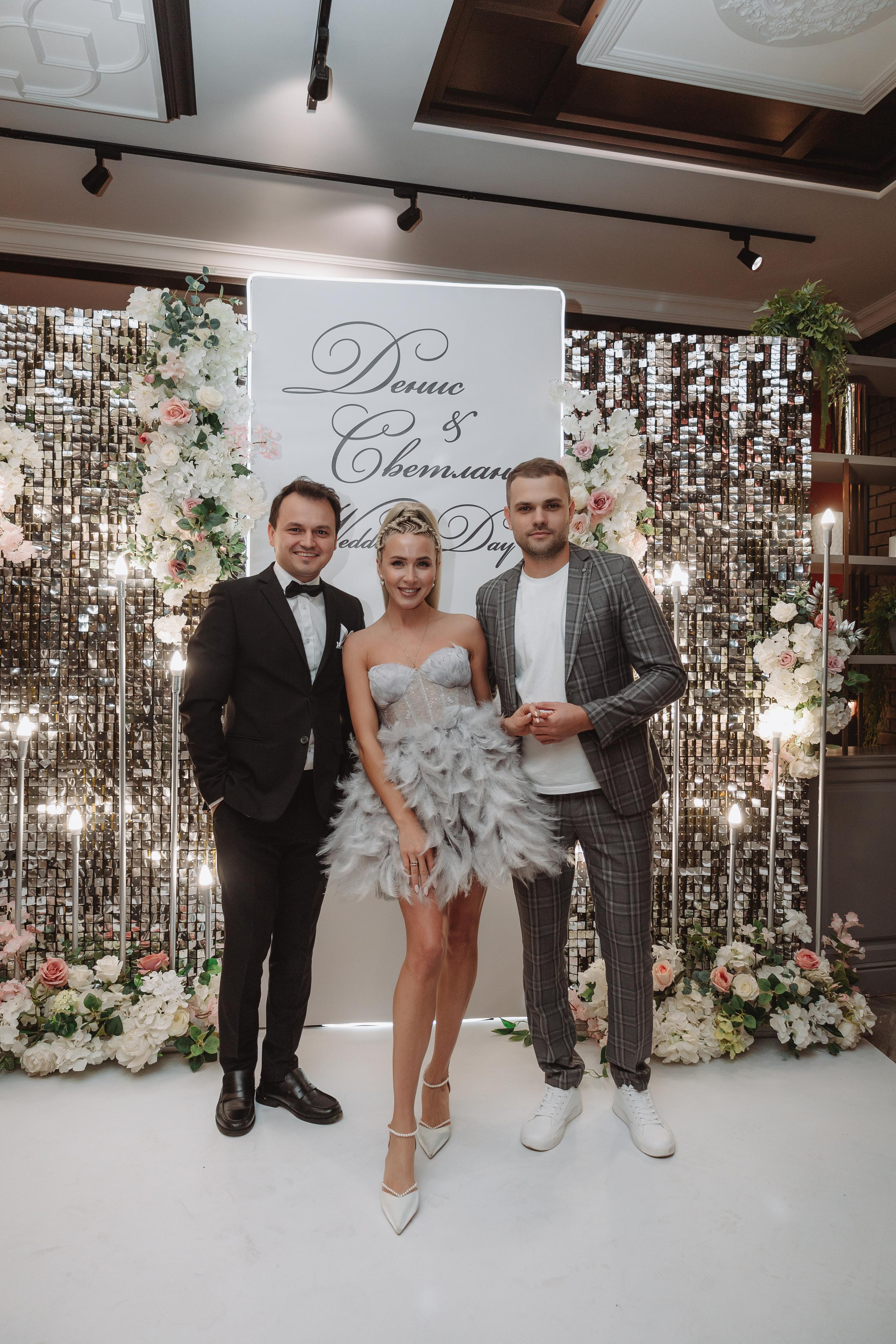 Светлана & Денис Прогулка+банкет. Фотограф Уфа Башкирия Мухаметянова Алина. Свадебный семейный портретный