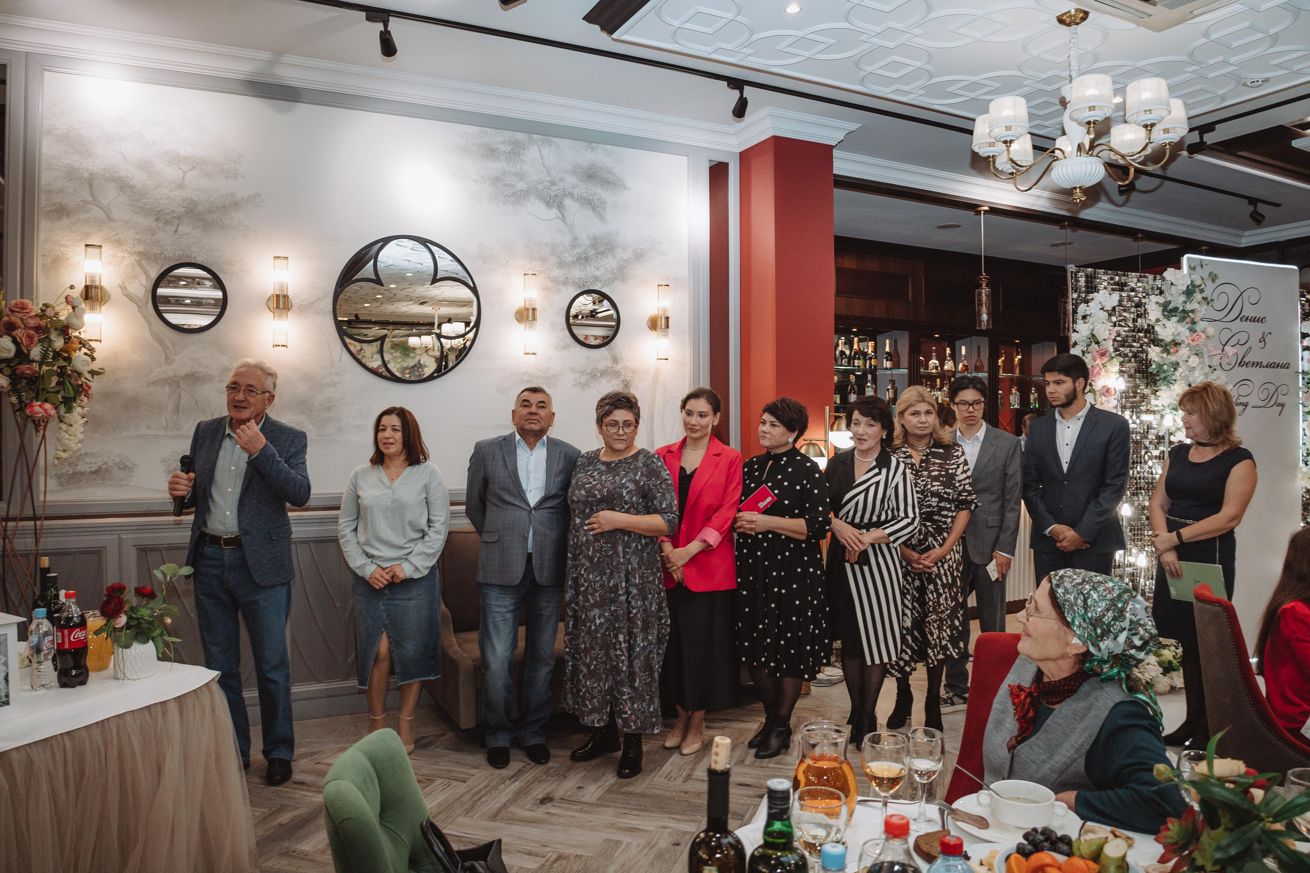 Светлана & Денис Прогулка+банкет. Фотограф Уфа Башкирия Мухаметянова Алина. Свадебный семейный портретный