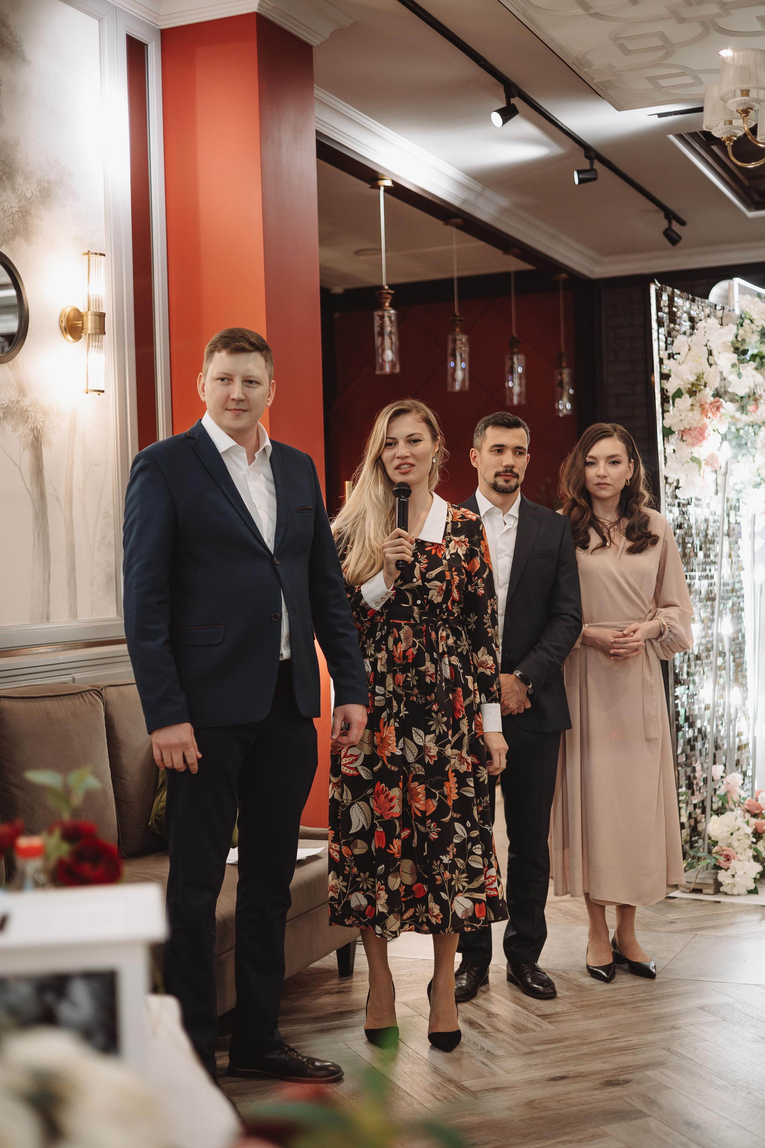 Светлана & Денис Прогулка+банкет. Фотограф Уфа Башкирия Мухаметянова Алина. Свадебный семейный портретный