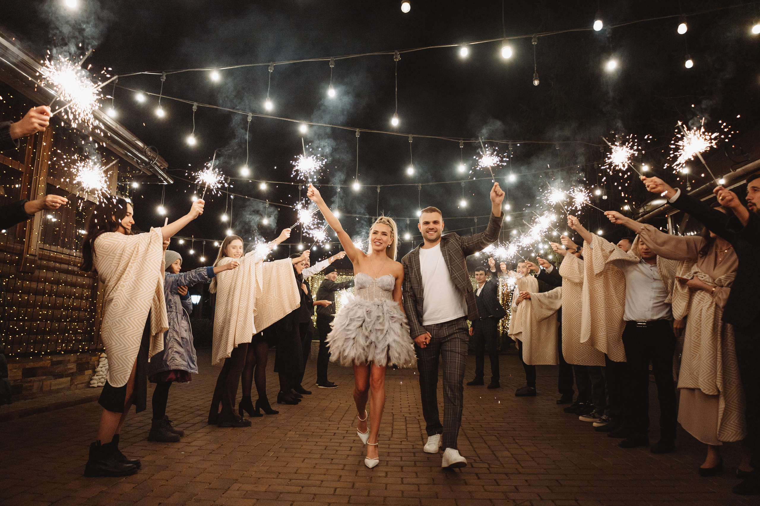 Светлана & Денис Прогулка+банкет. Фотограф Уфа Башкирия Мухаметянова Алина. Свадебный семейный портретный