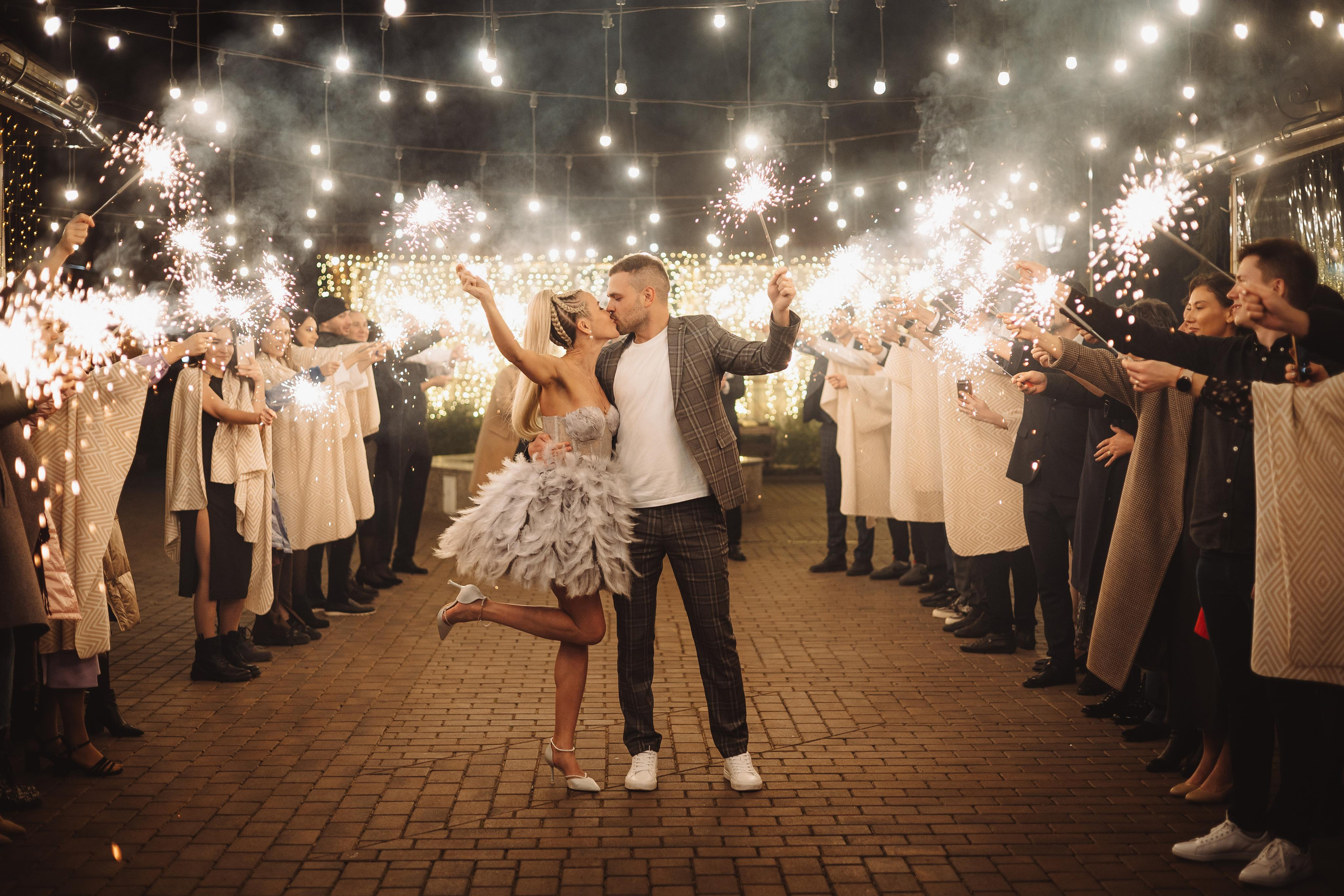 Светлана & Денис Прогулка+банкет. Фотограф Уфа Башкирия Мухаметянова Алина. Свадебный семейный портретный