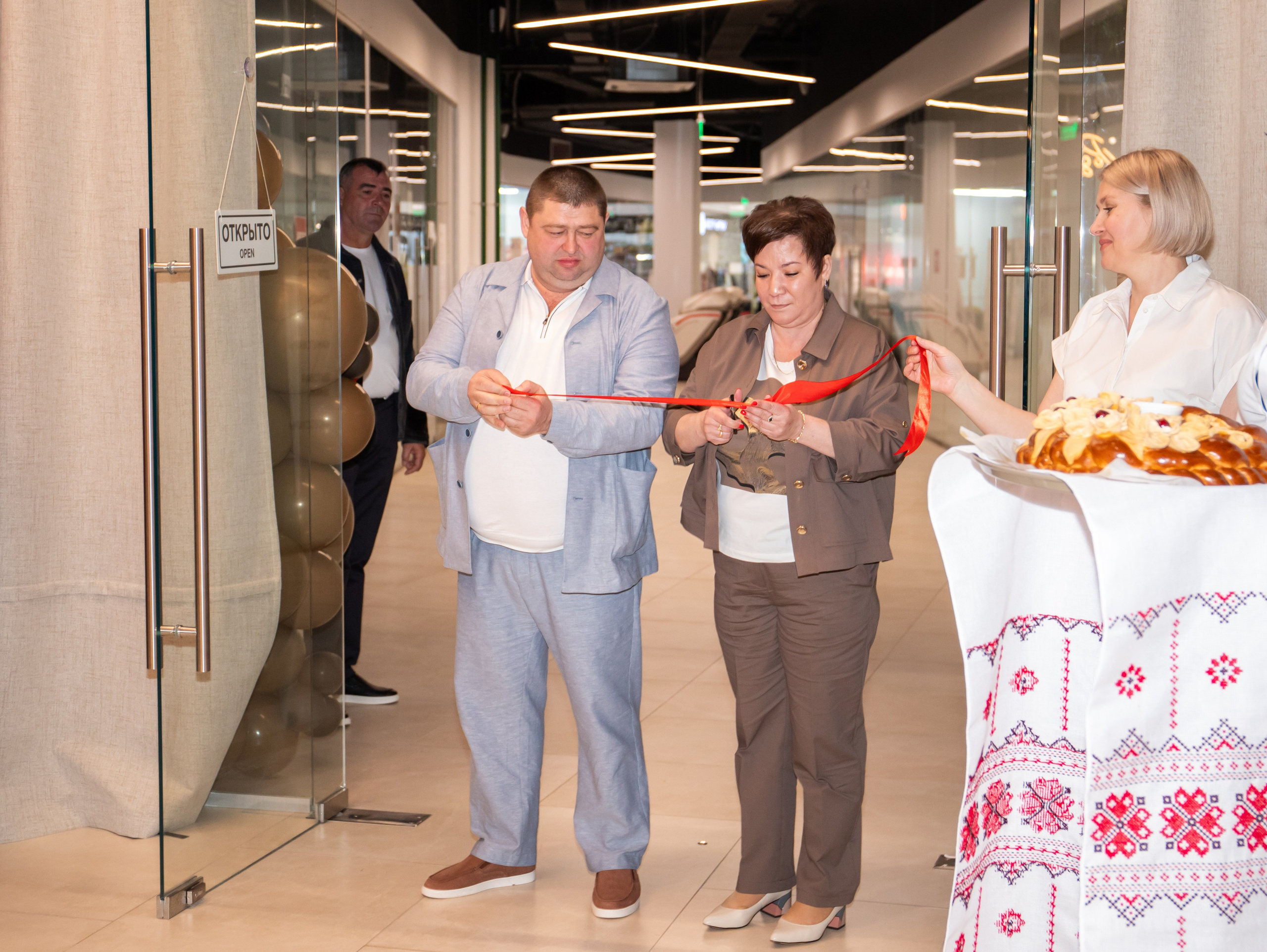 Открытие молдавского ресторана. Свадебный и семейный фотограф в Москве Мила Широких