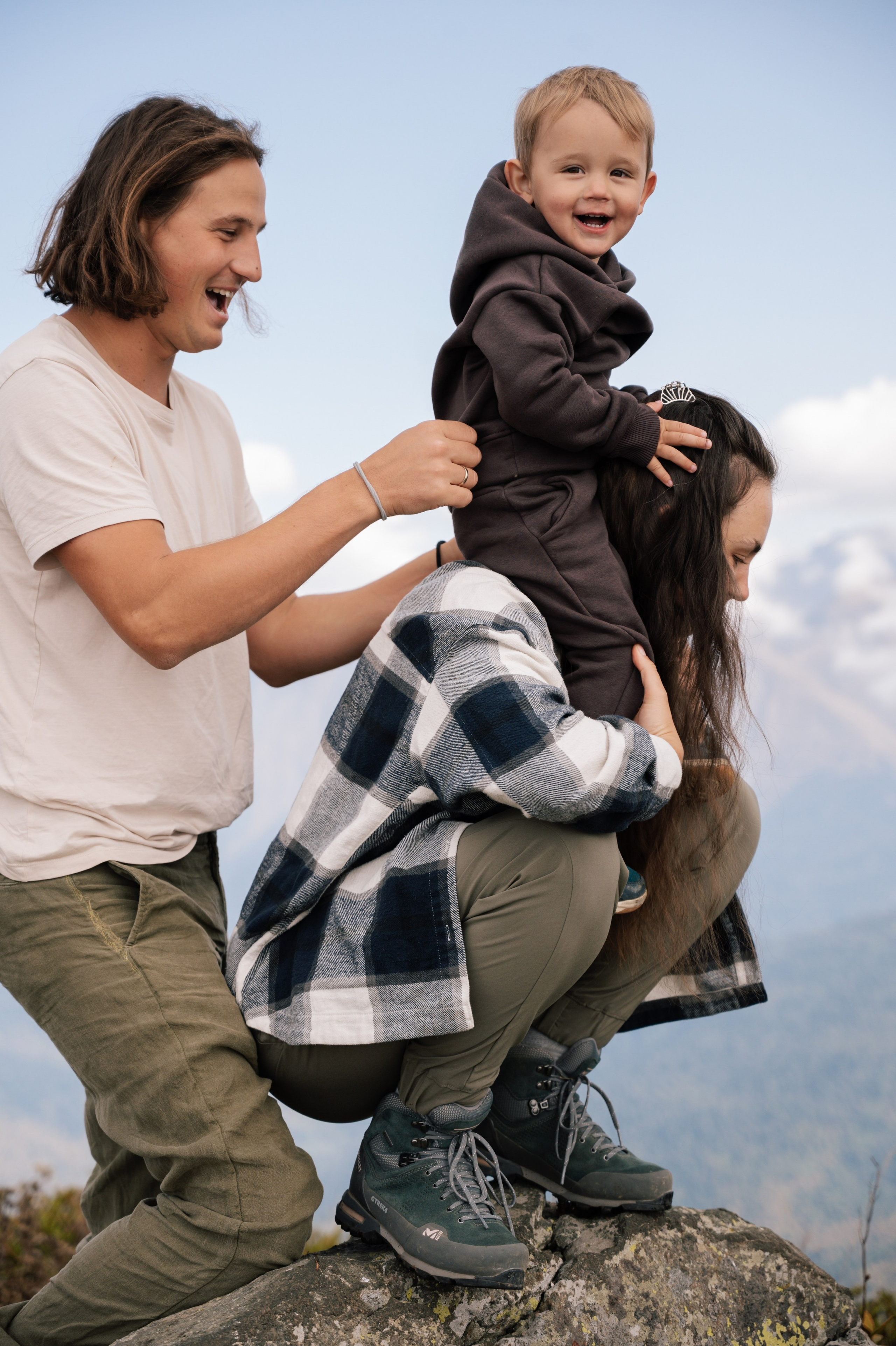 Выше гор только любовь. Свадебный и семейный фотограф Вероника Холод