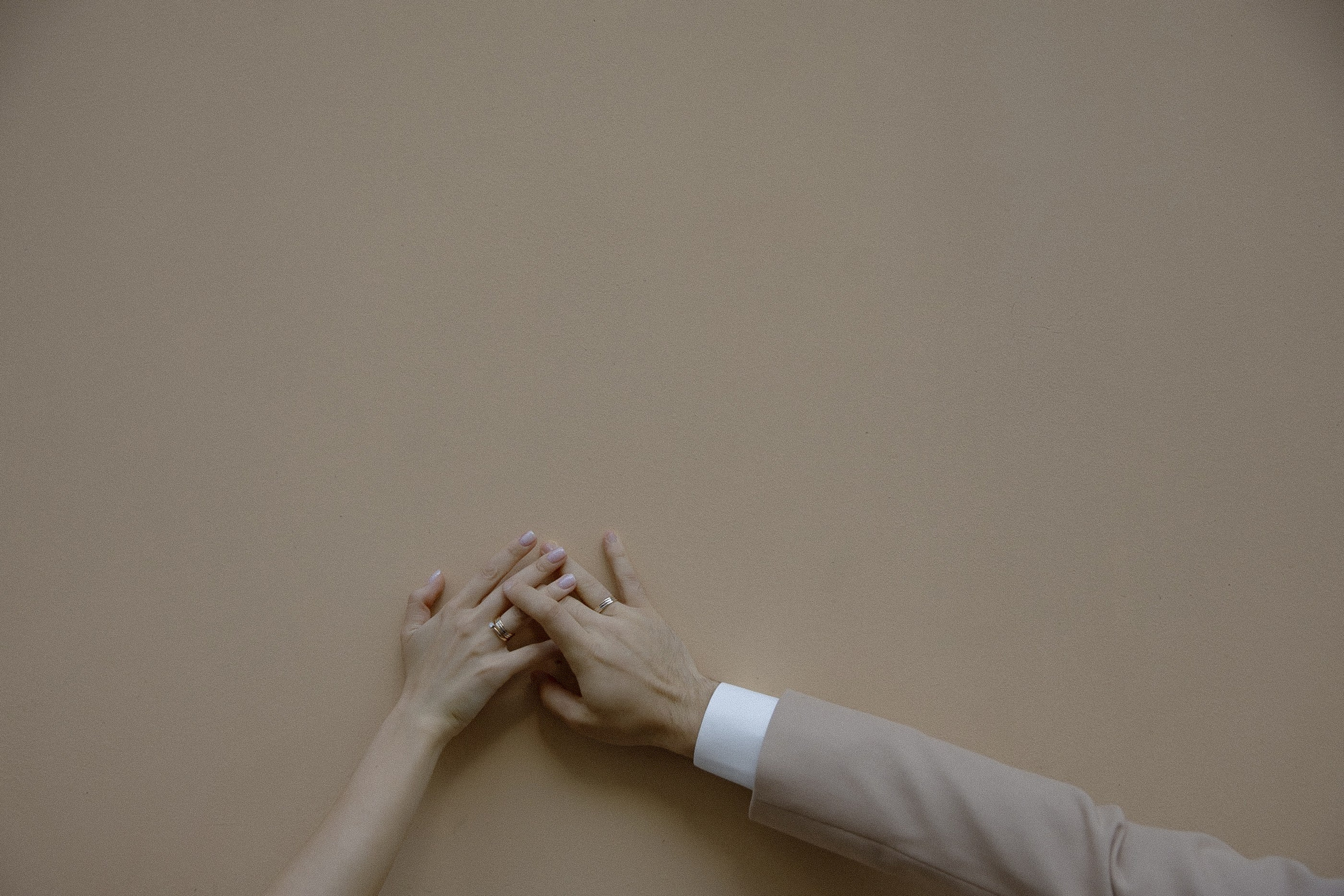 Шепот. ROMA GORBATOVSKY