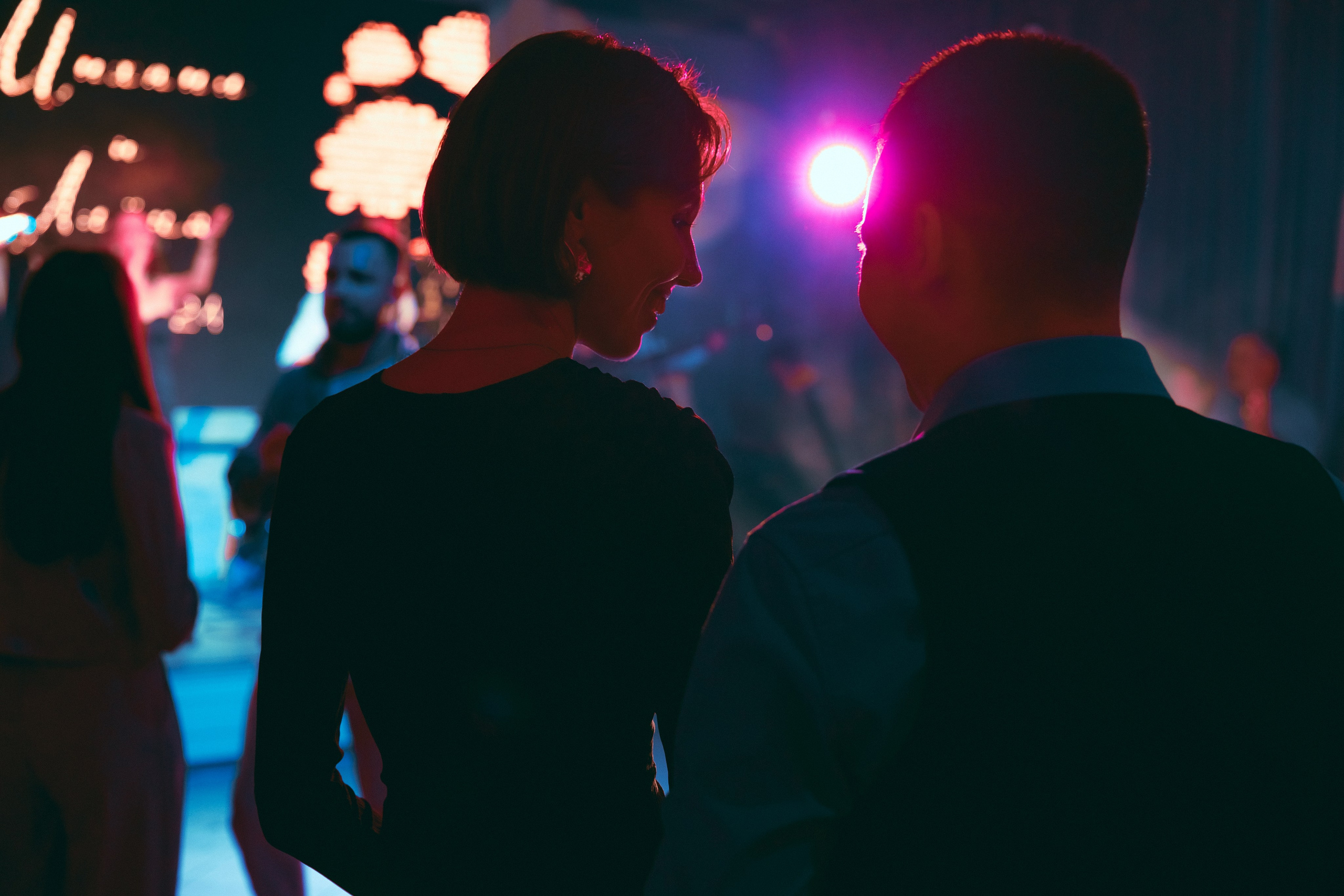 Профессиональный свет на свадьбу в Красноярске, свадебное агентство Инсайт