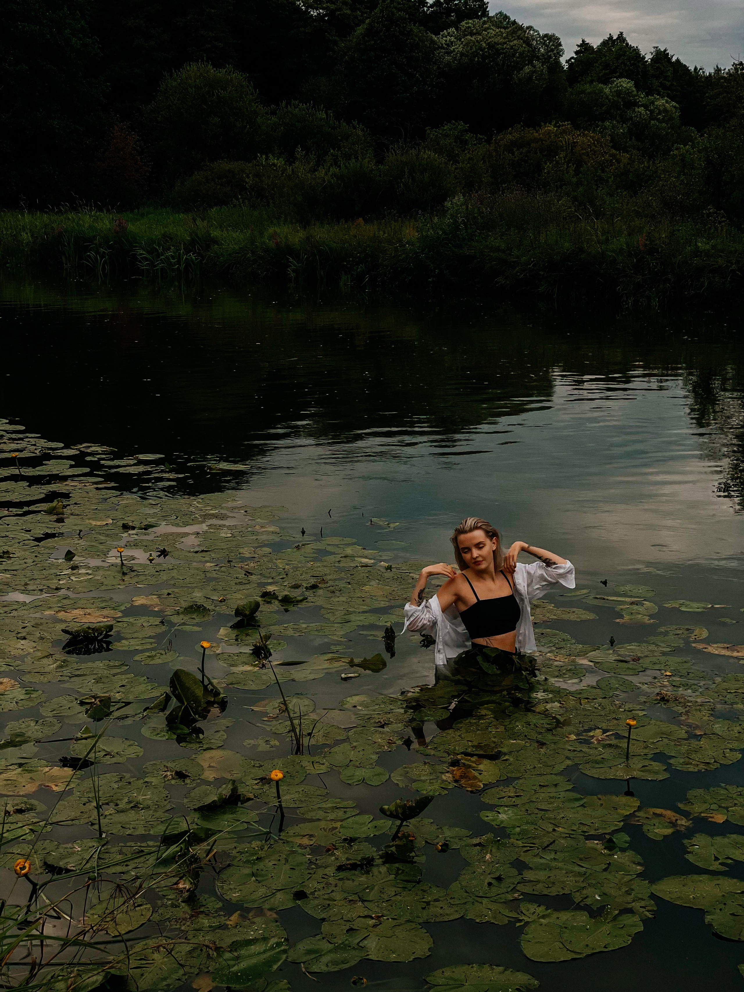 Съемка в воде. Марта Корженко — фотограф, контент фотограф, визуализатор бренда