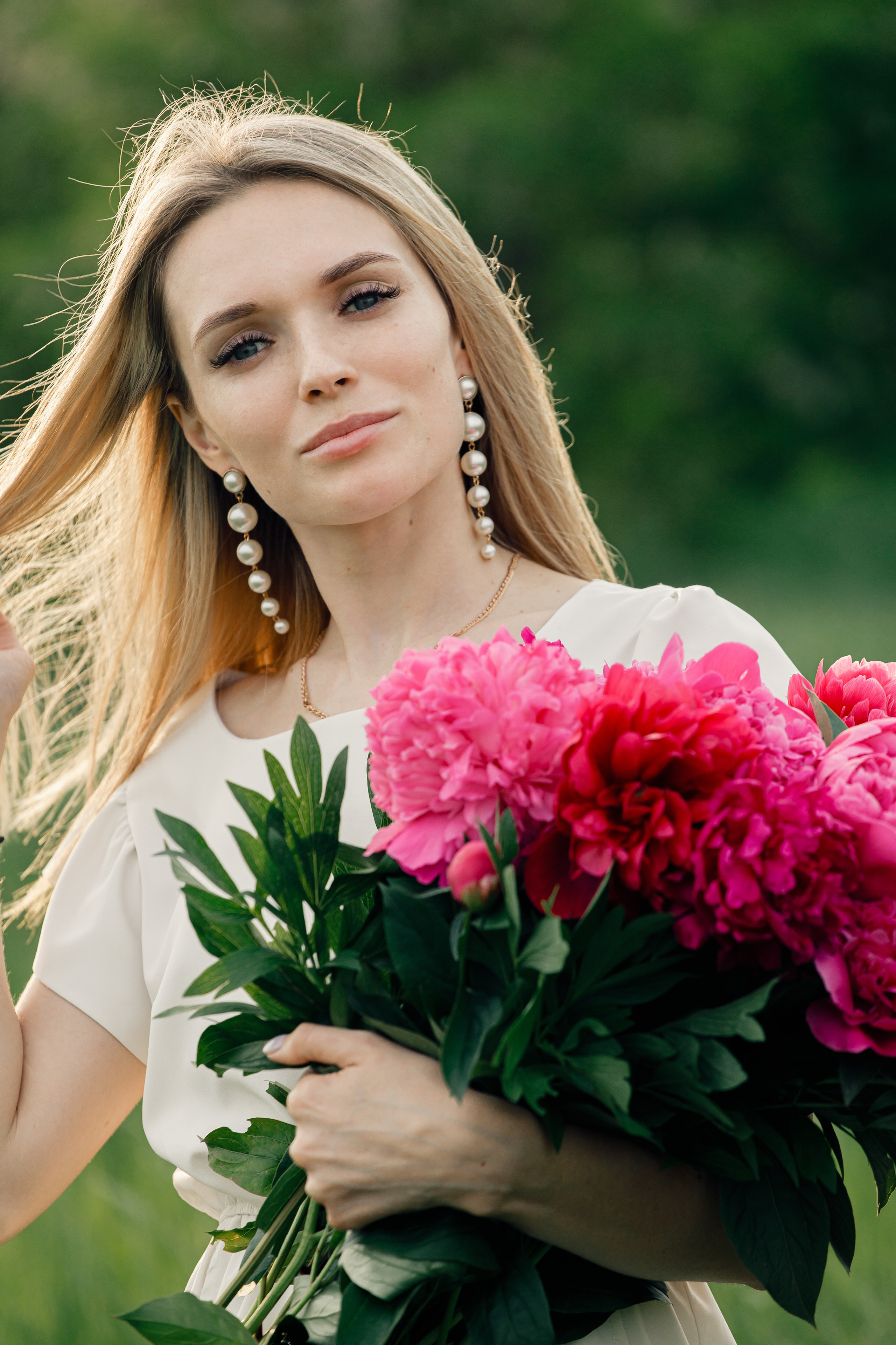 Фотосессия с пионами на природе. Свадебный и семейный фотограф в Краснодарском крае Мария Данилкина