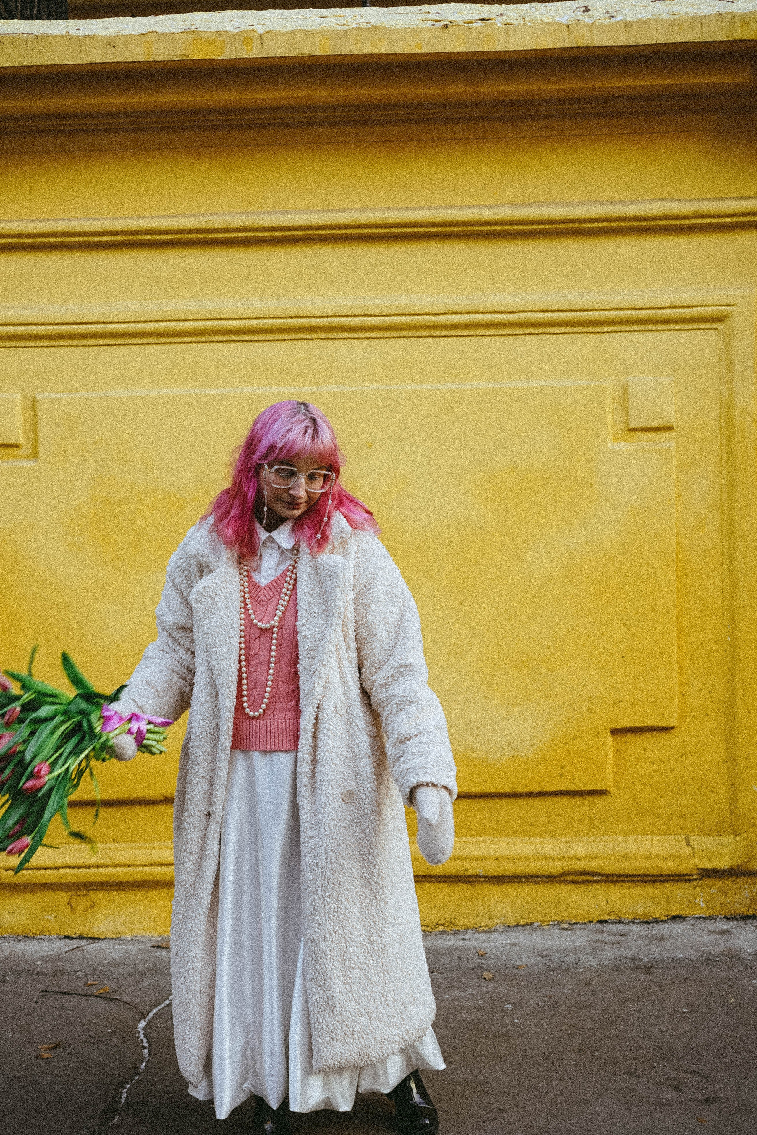 Прогулочная фотосессия с тюльпанами. Профессиональный фотограф, Санкт-Петербург — Виктория Богомолова